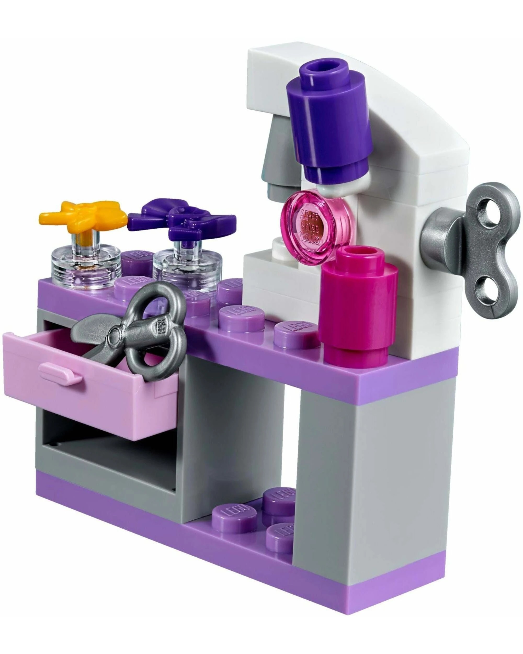 4 LEGO 40388 Mini-Doll Dress-Up Kit: Design Princess Outfits, 4 of 5