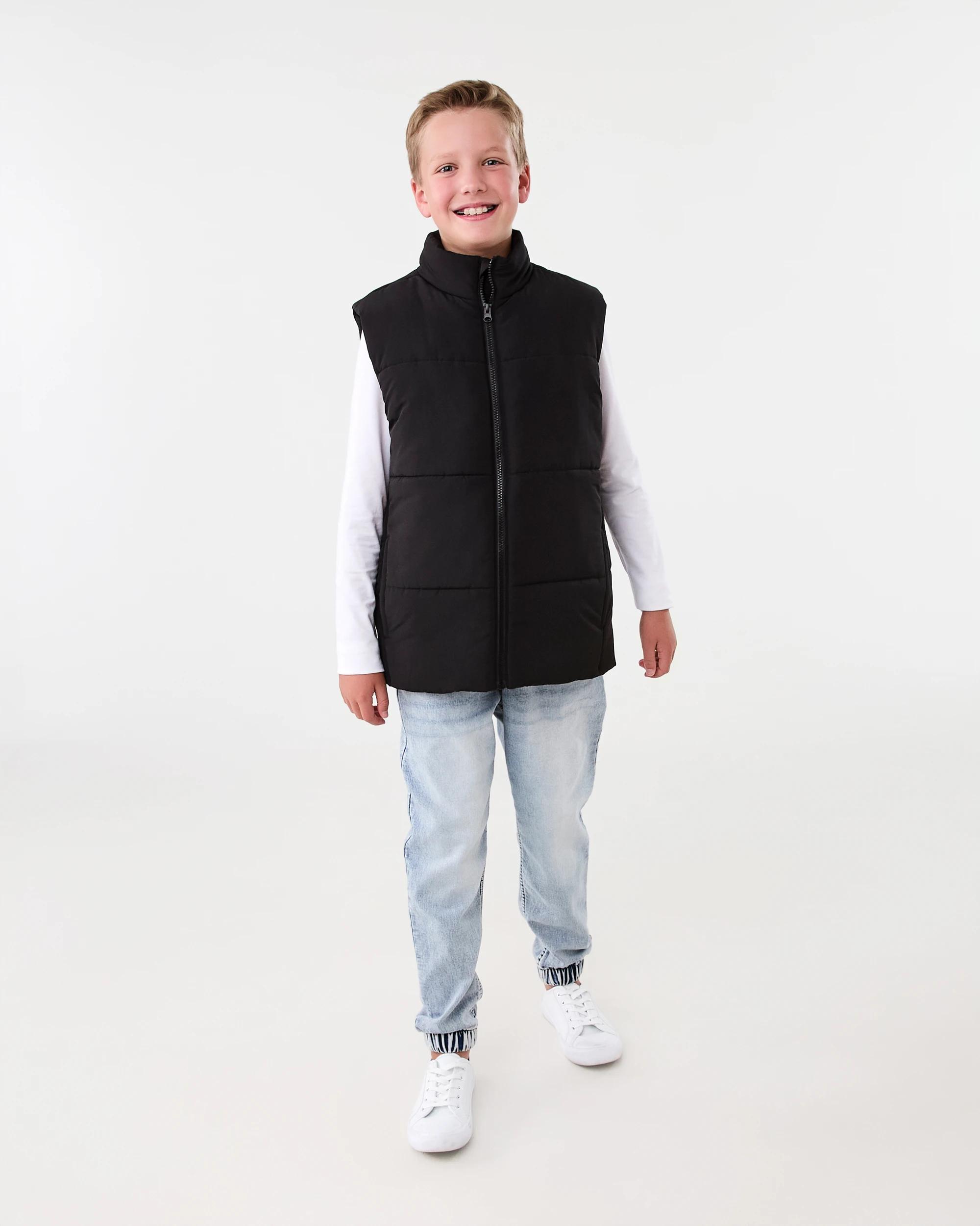 7 Basic Puffer Vest Black, 7 of 8