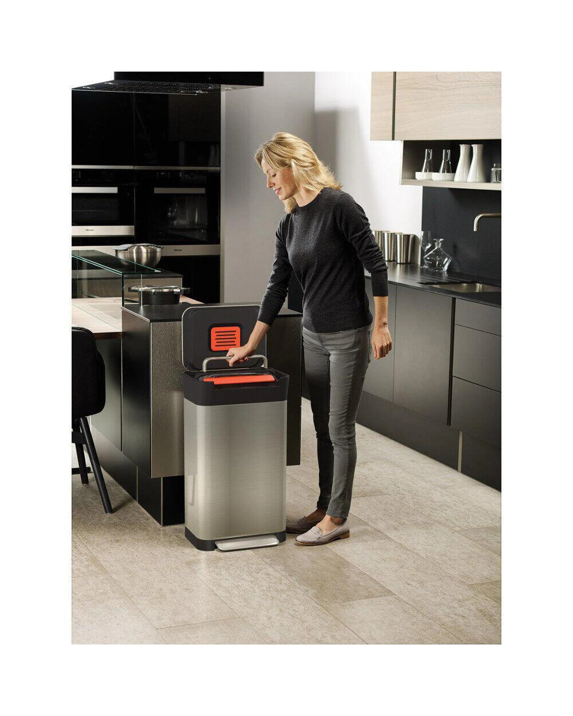6 Joseph Joseph Titan Trash Compactor 30L Bin Stainless Steel 30030, 6 of 8