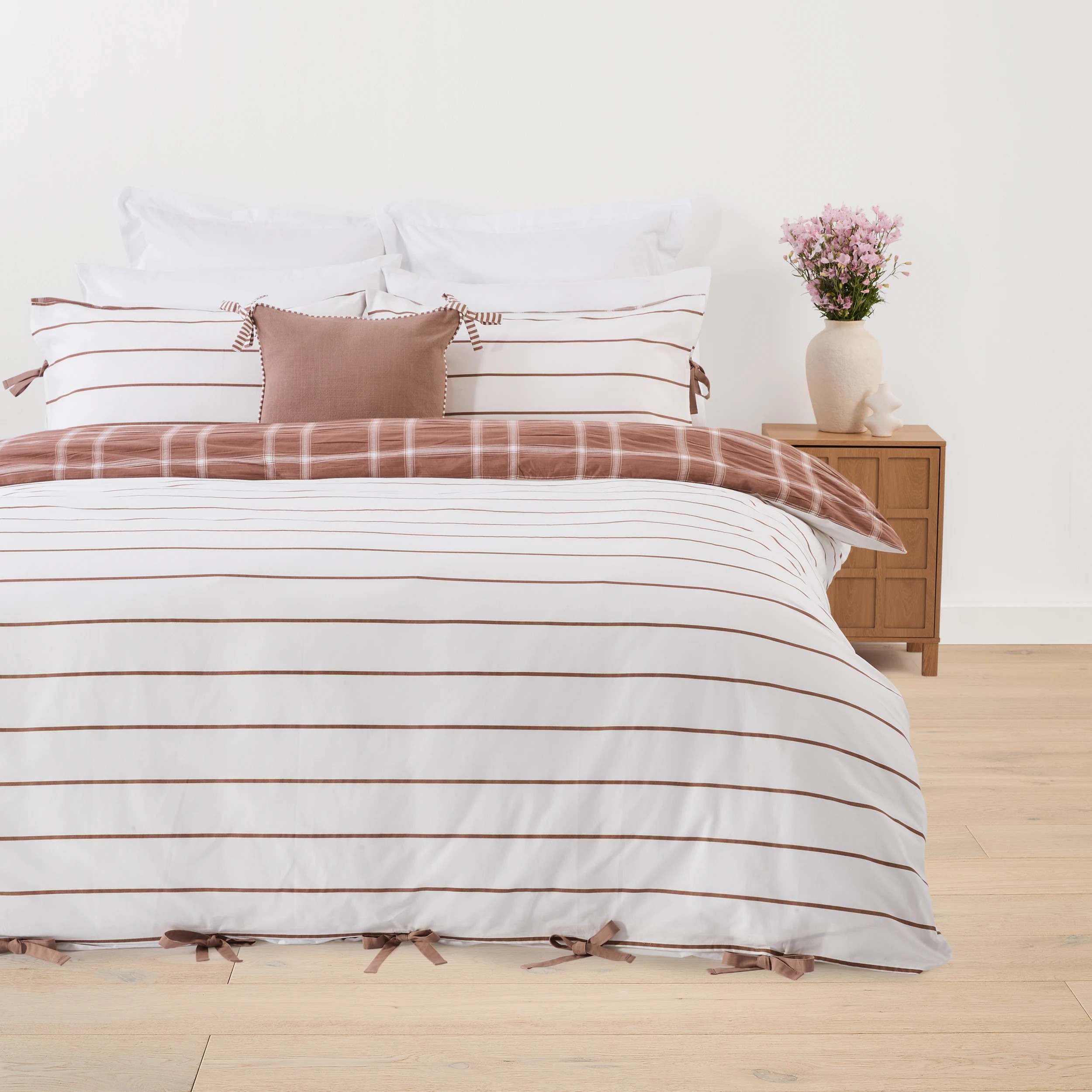 3 Check Cotton Reversible Quilt Cover Set - King Bed, Mocha, 3 of 9