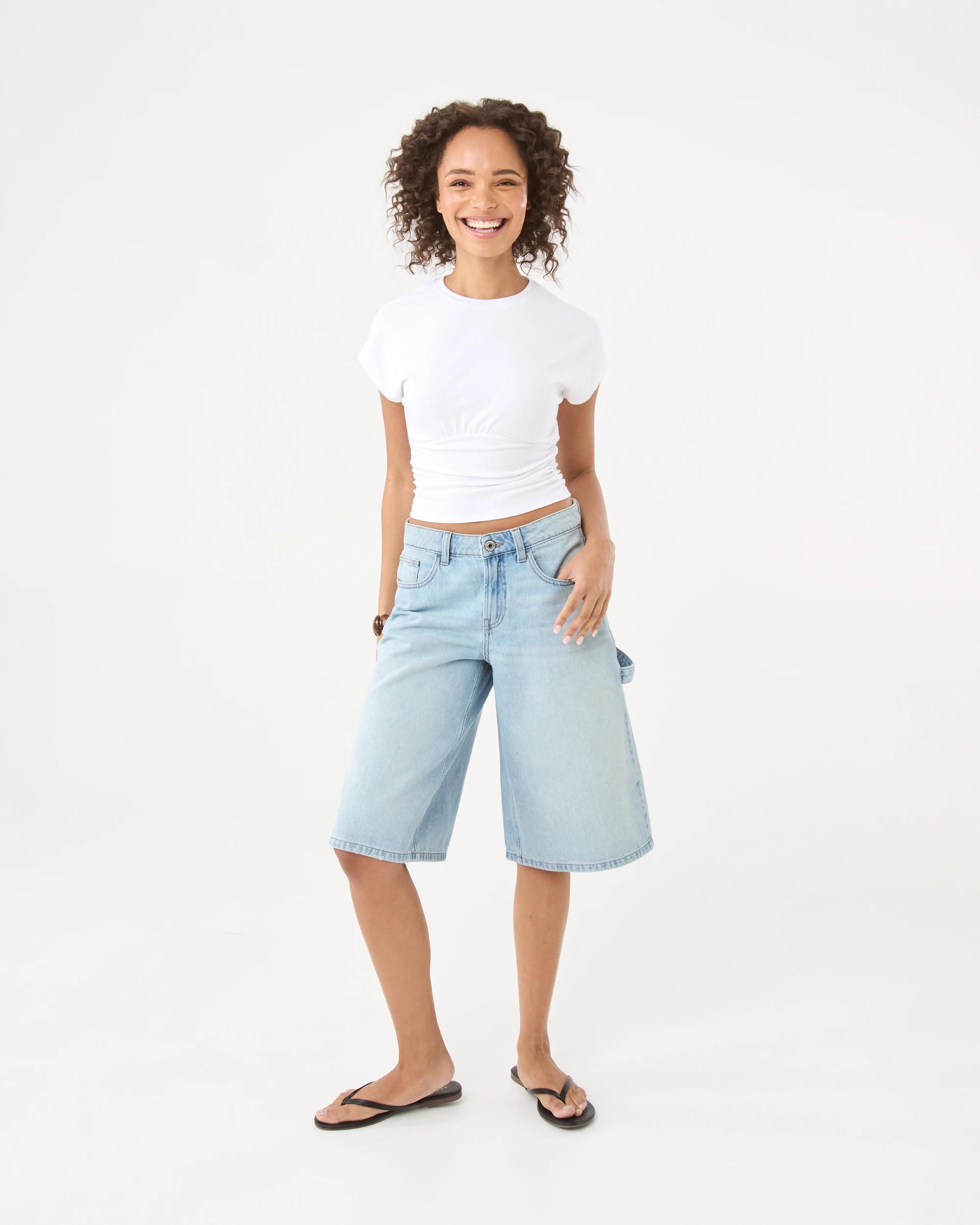 2 Short Sleeve Gathered Fitted T-shirt White, 2 of 10