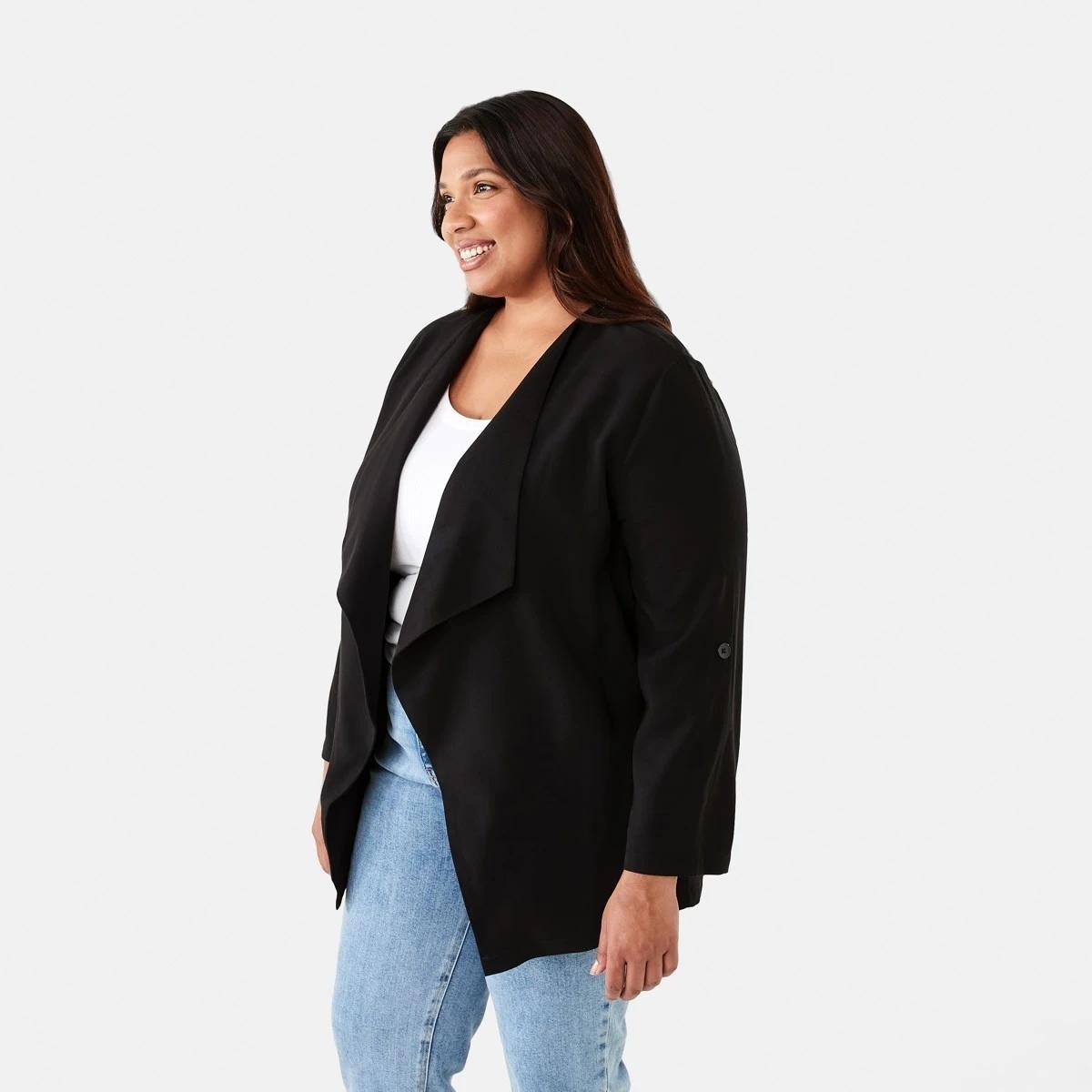 2 Curve Lightweight Waterfall Jacket Black, 2 of 7