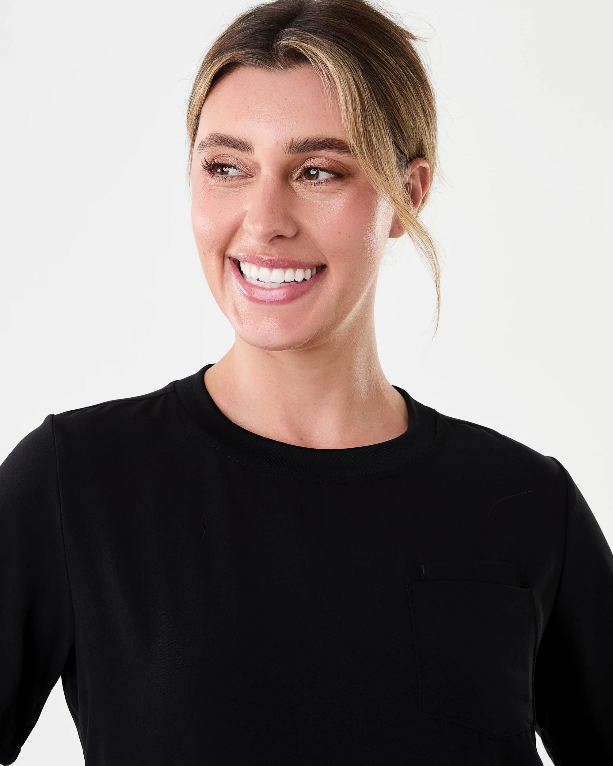 4 Workwear Short Sleeve Womens Crew Scrub Top Black, 4 of 8