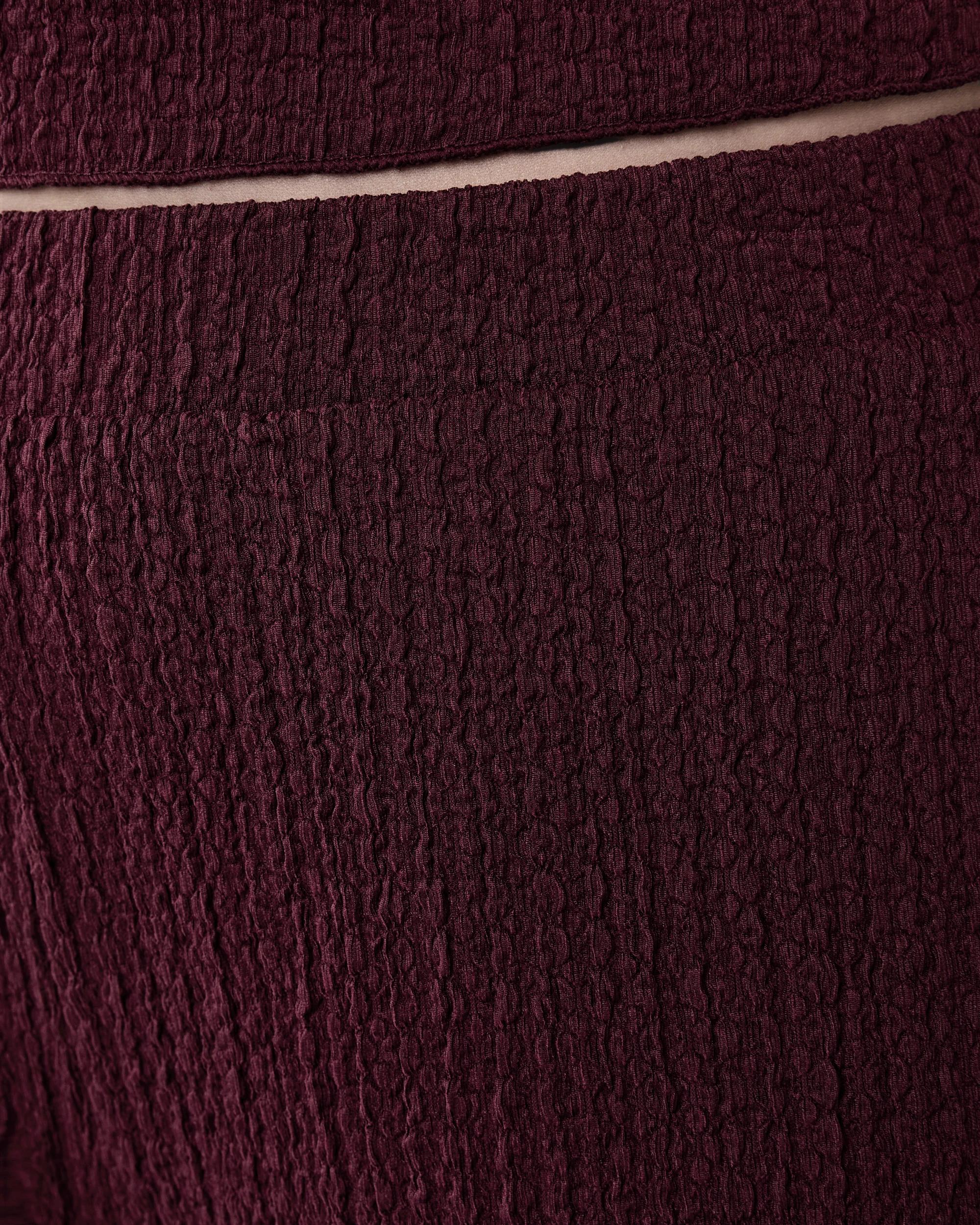 4 Textured Pants Red Royale, 4 of 7