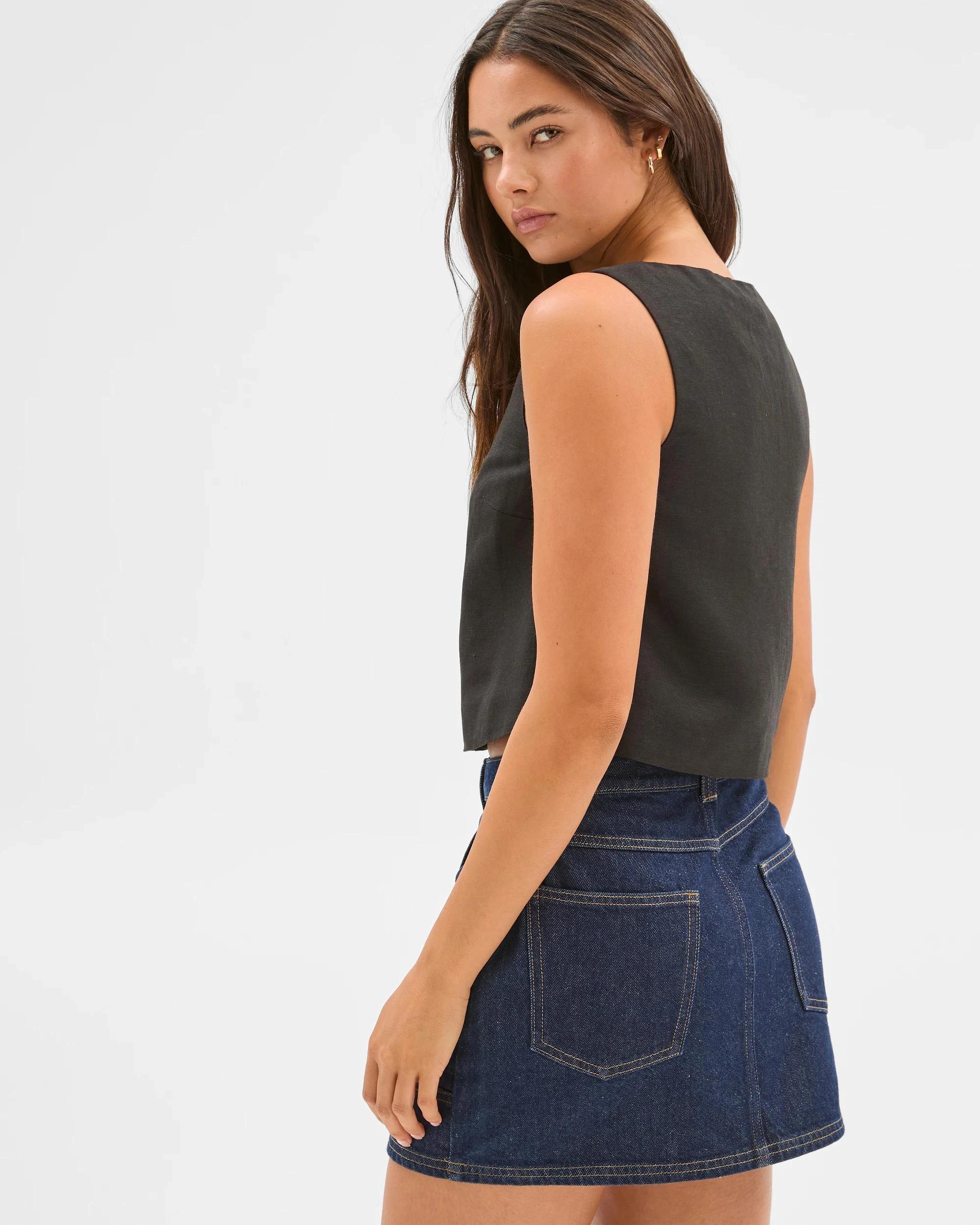 5 European Linen Blend Button Through Shell Top - Lily Loves BLACK, 5 of 6