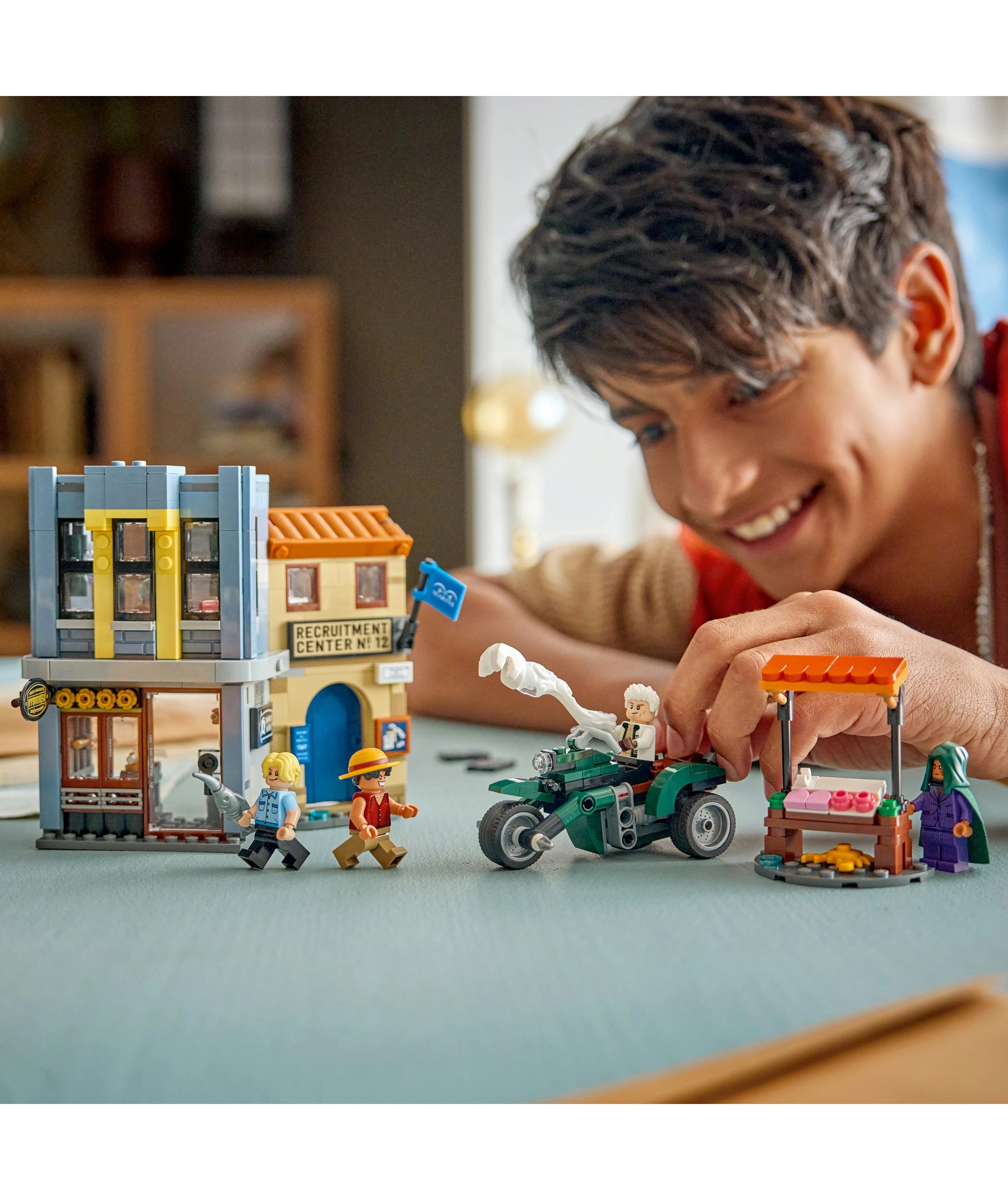 8 LEGO ONE PIECE Showdown with Captain Smoker 75642, 8 of 10