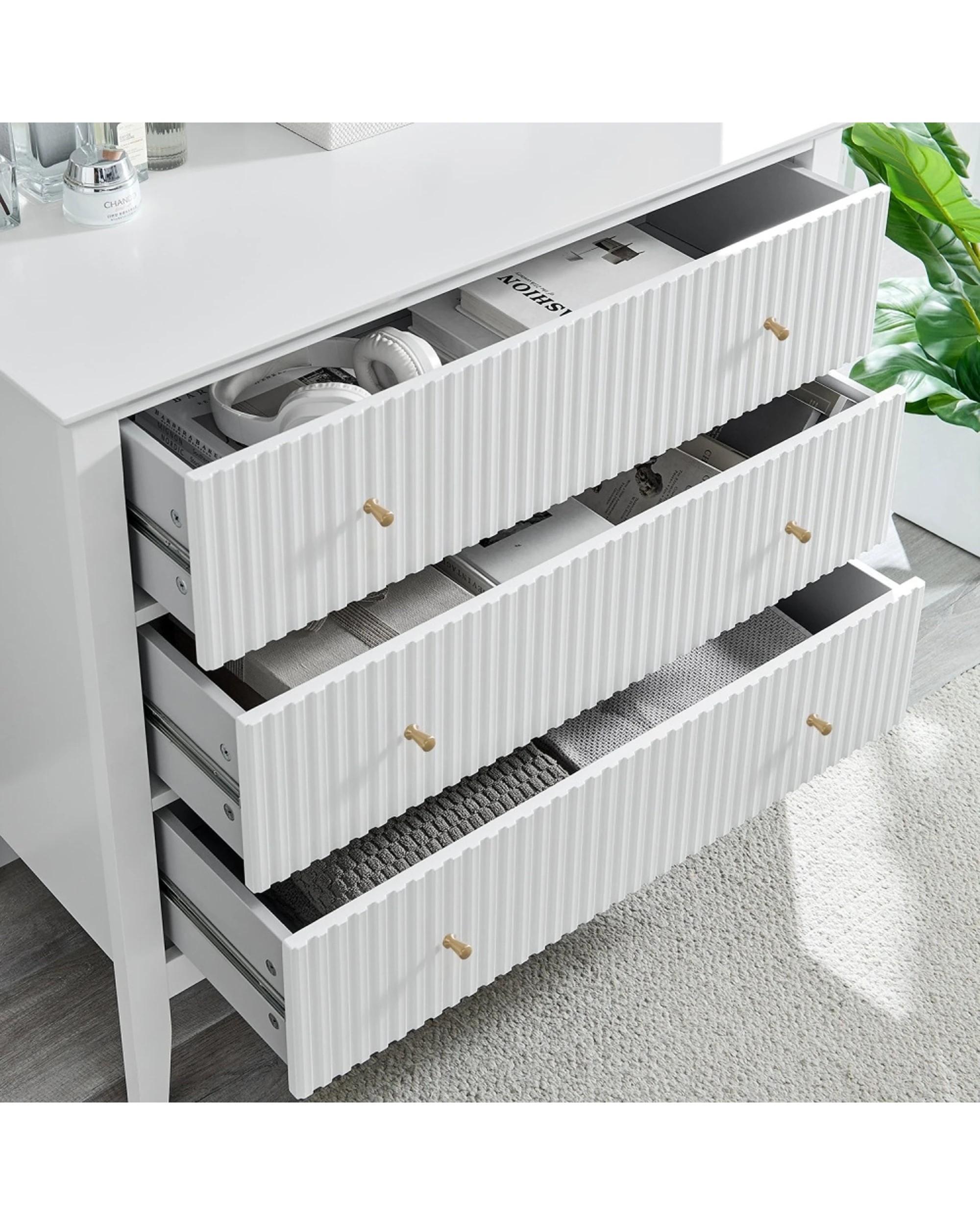 5 Alpine Bay Zara Fluted 3 drawer chest - White, 5 of 7