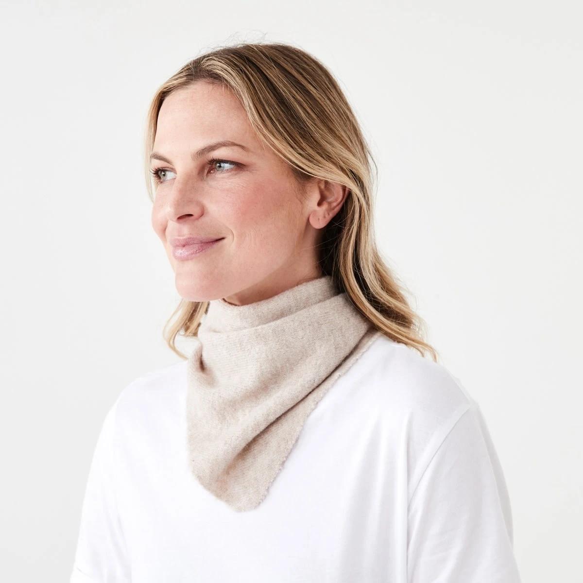 6 Triangle Scarf Bge Otml, 6 of 7