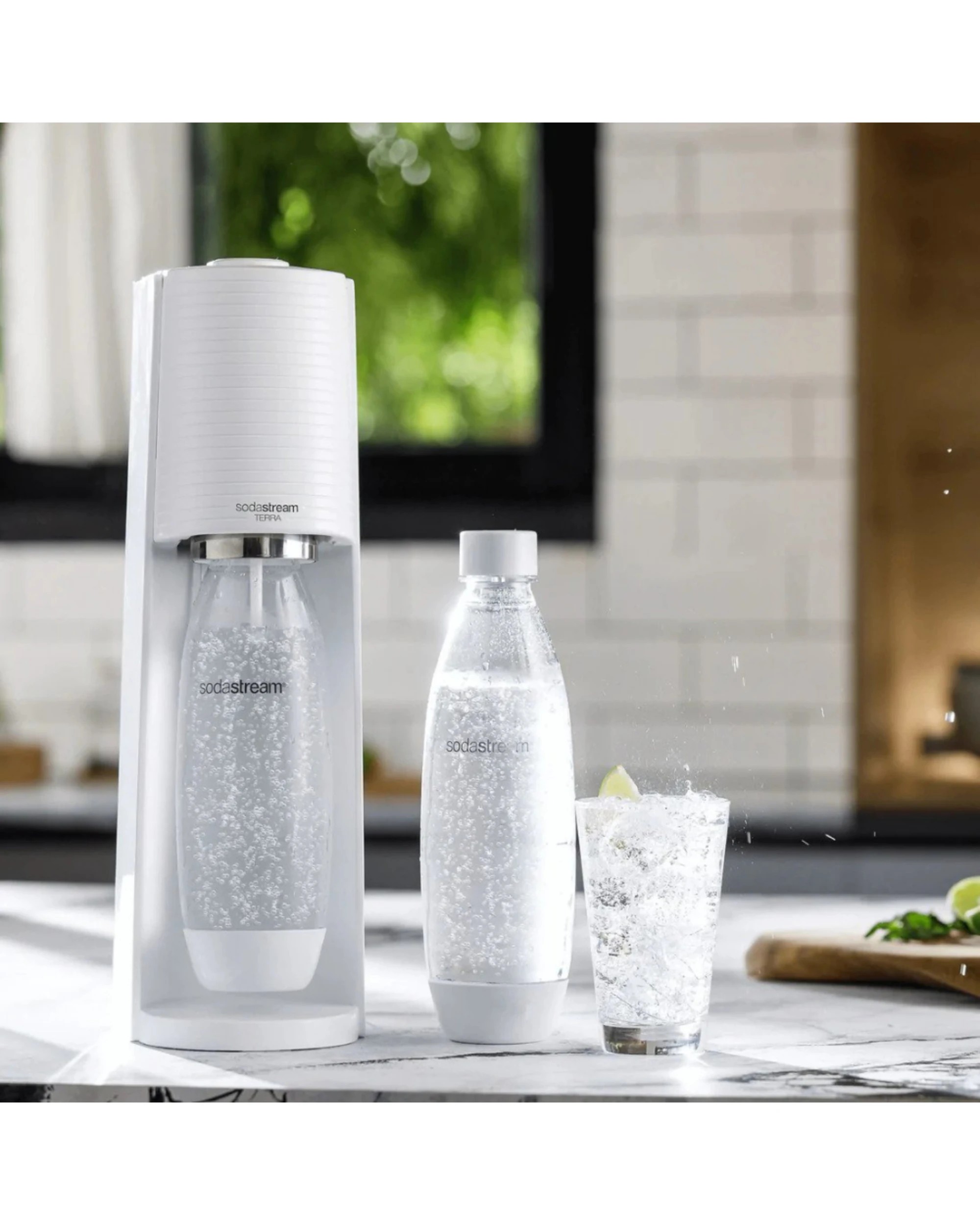 4 SodaStream TERRA with Flavours - Black, 4 of 4