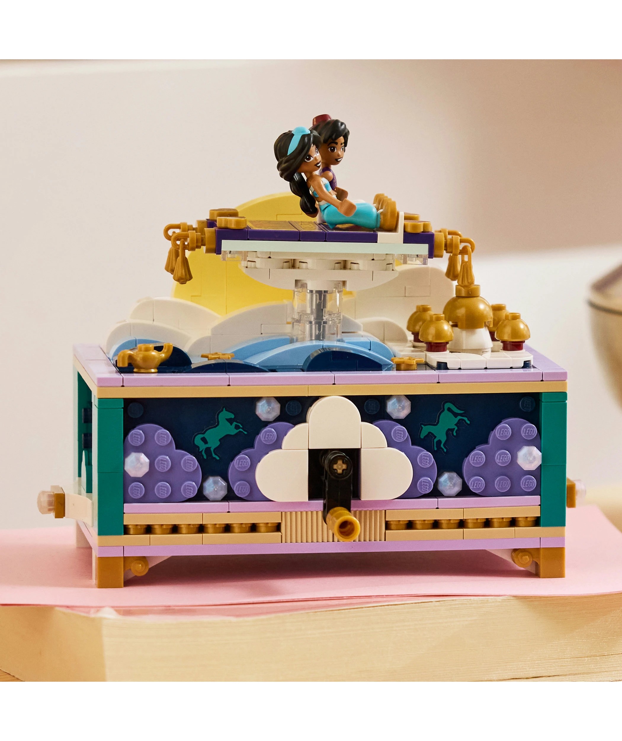 8 LEGO Disney Princess Jasmine's Jewellery Box 43295, 8 of 9