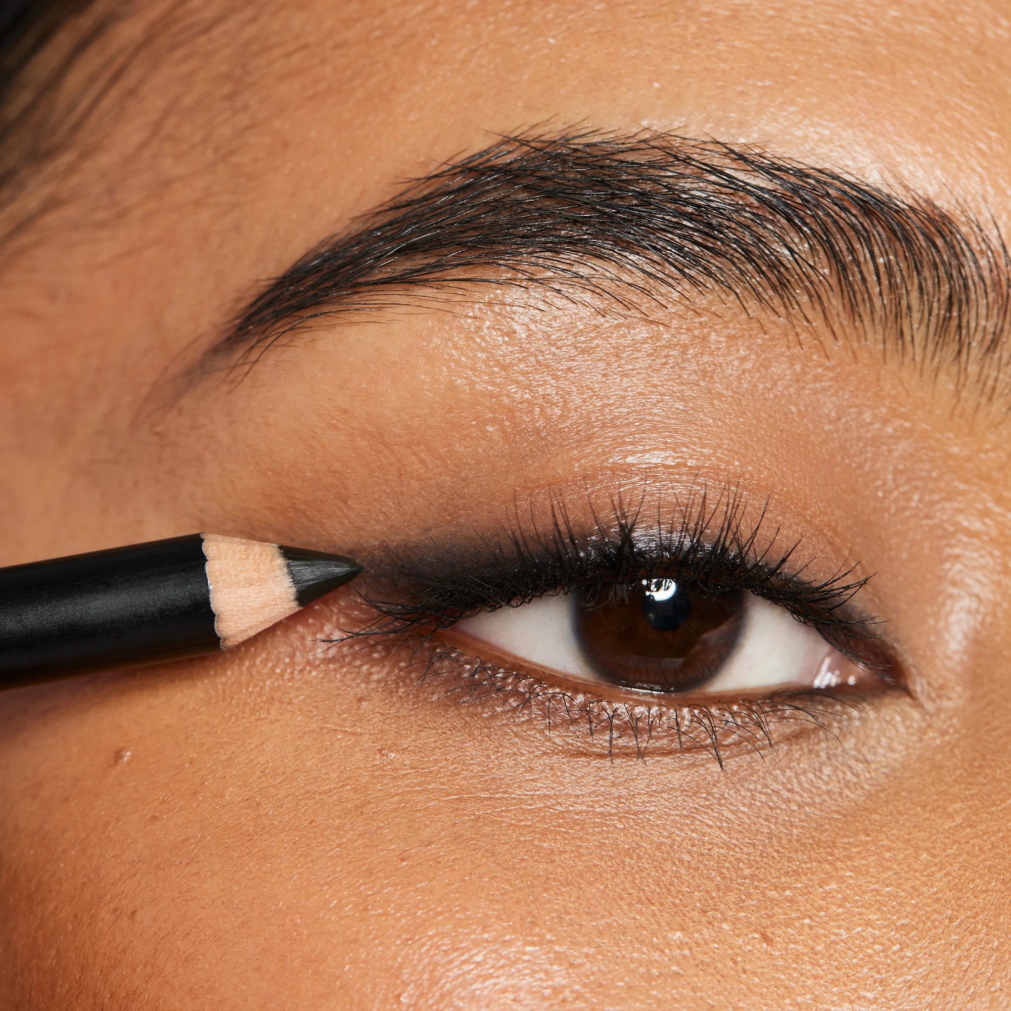 4 e.l.f. Smoky Kohl Eyeliner Pencil - Black Velvet, 4 of 4