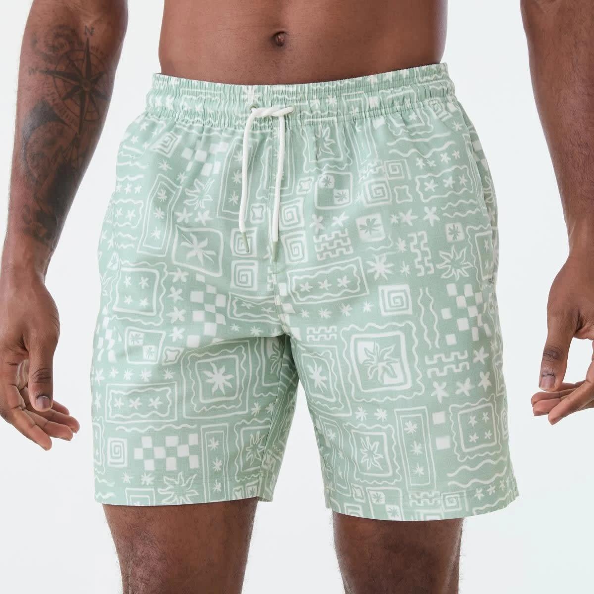 1 Regular Print Boardshorts FUN RESORT NEW, 1 of 6