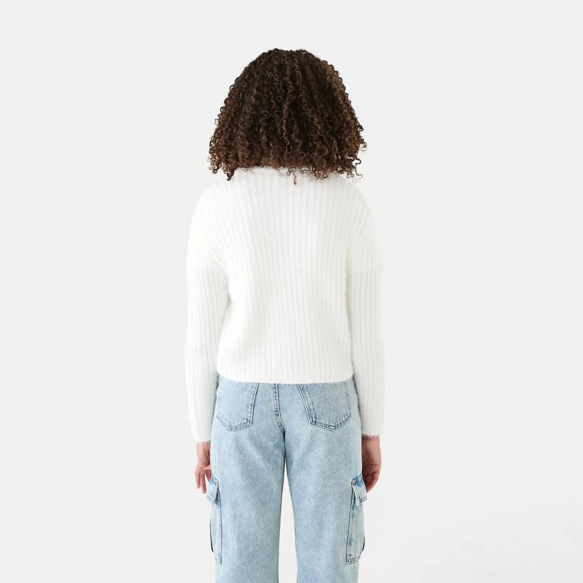 2 Crop Rib Cardigan Cream, 2 of 9