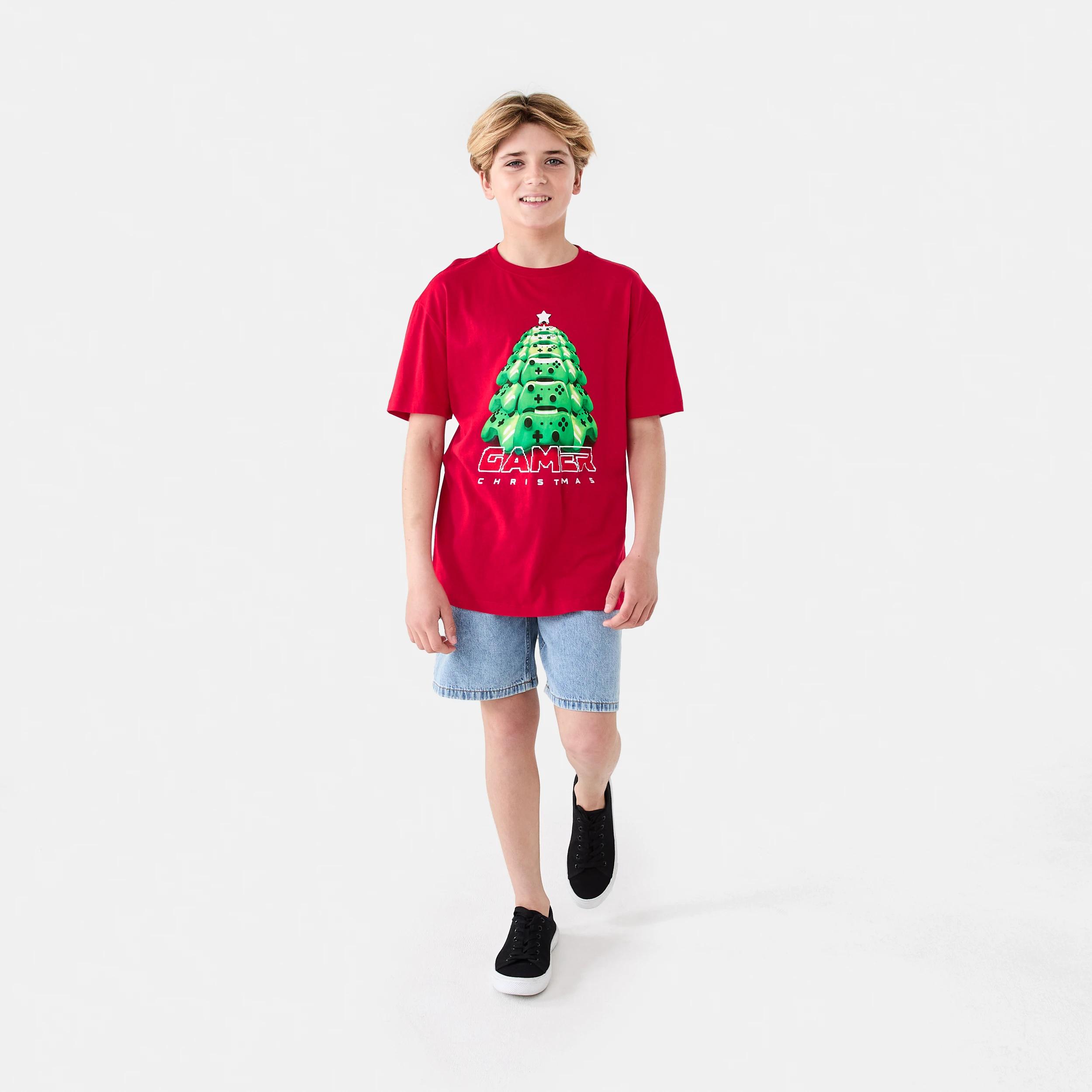 5 Christmas Short Sleeve Graphic T-shirt Red Gaming, 5 of 6