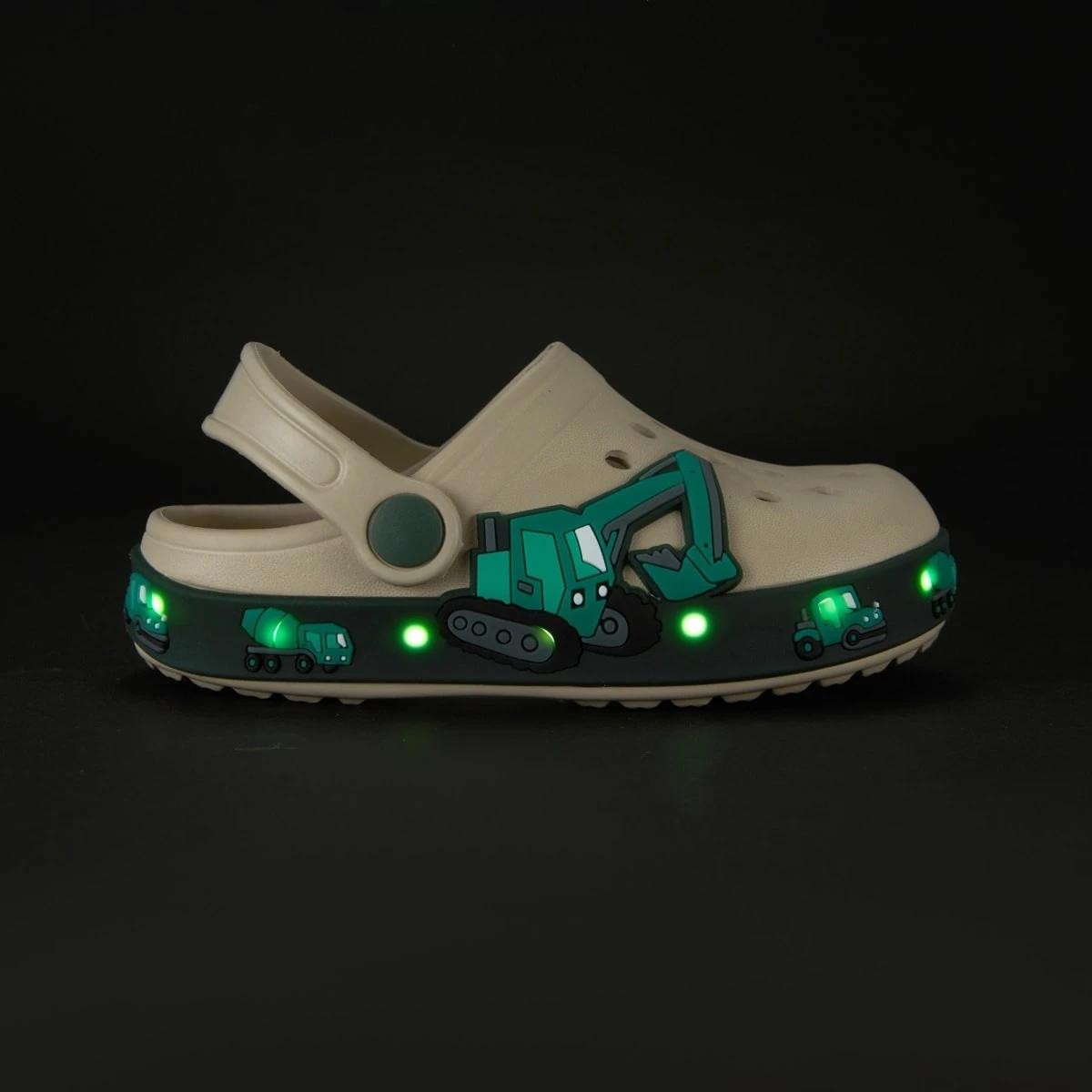 2 Junior Slip-On Clogs SAND LIGHT UP DIGGER, 2 of 6
