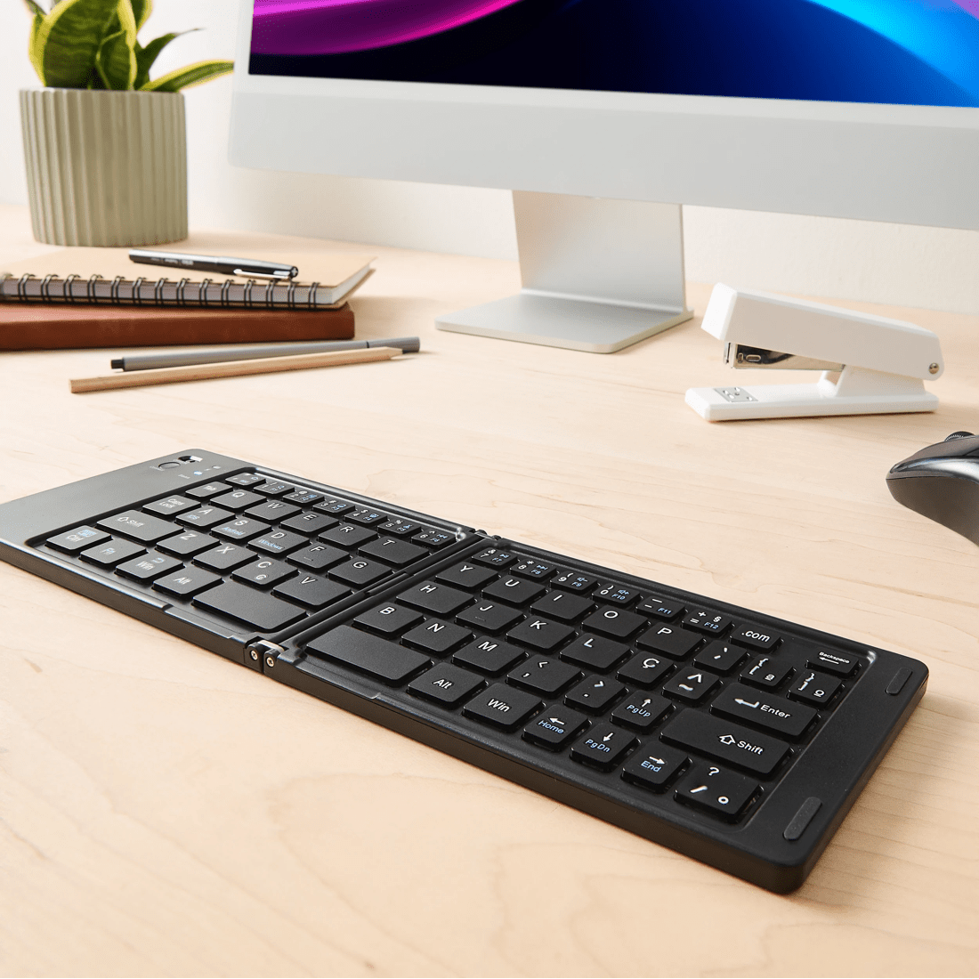 1 Folding Mini Bluetooth Keyboard, 1 of 10