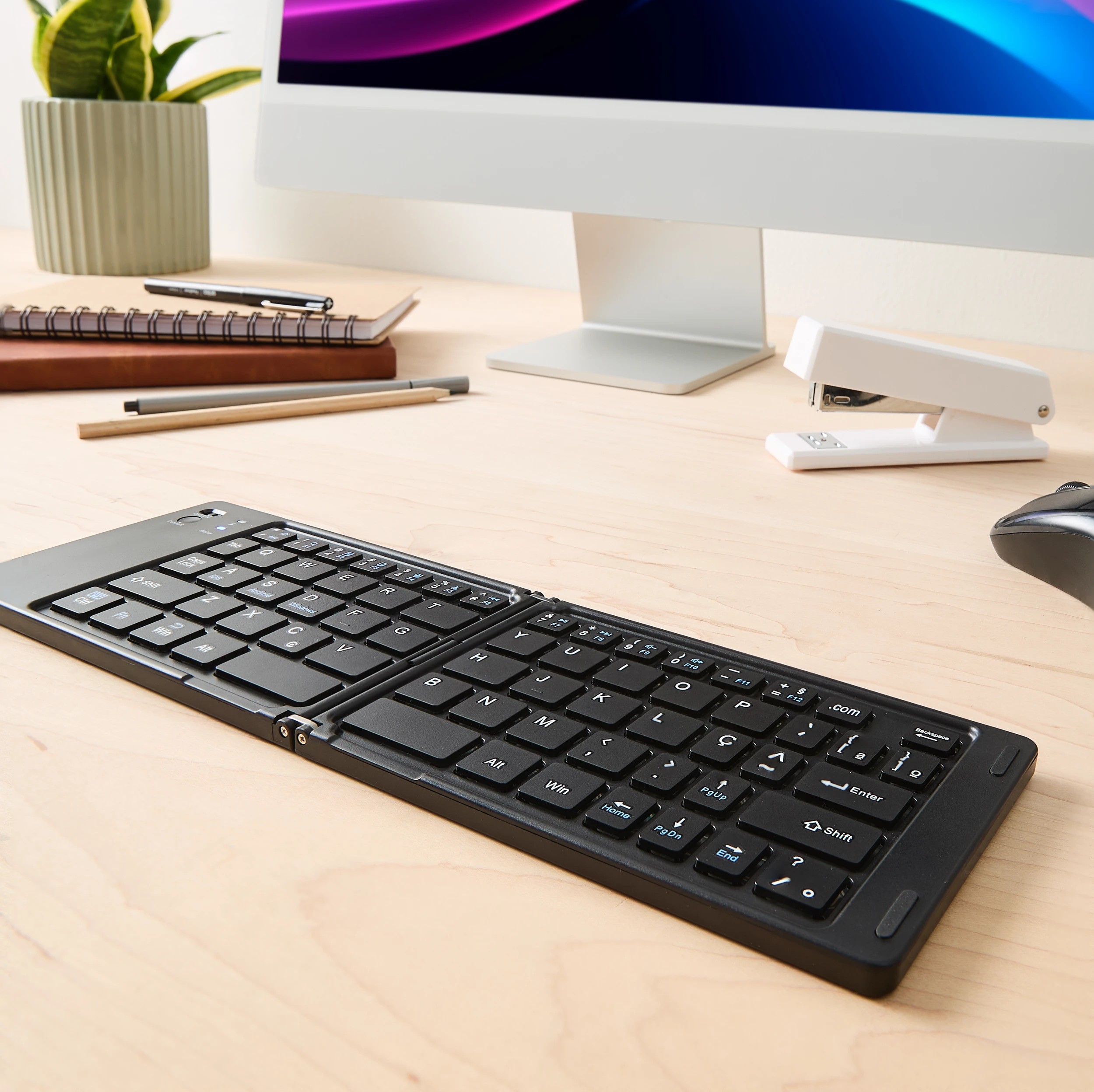 1 Folding Mini Bluetooth Keyboard, 1 of 10