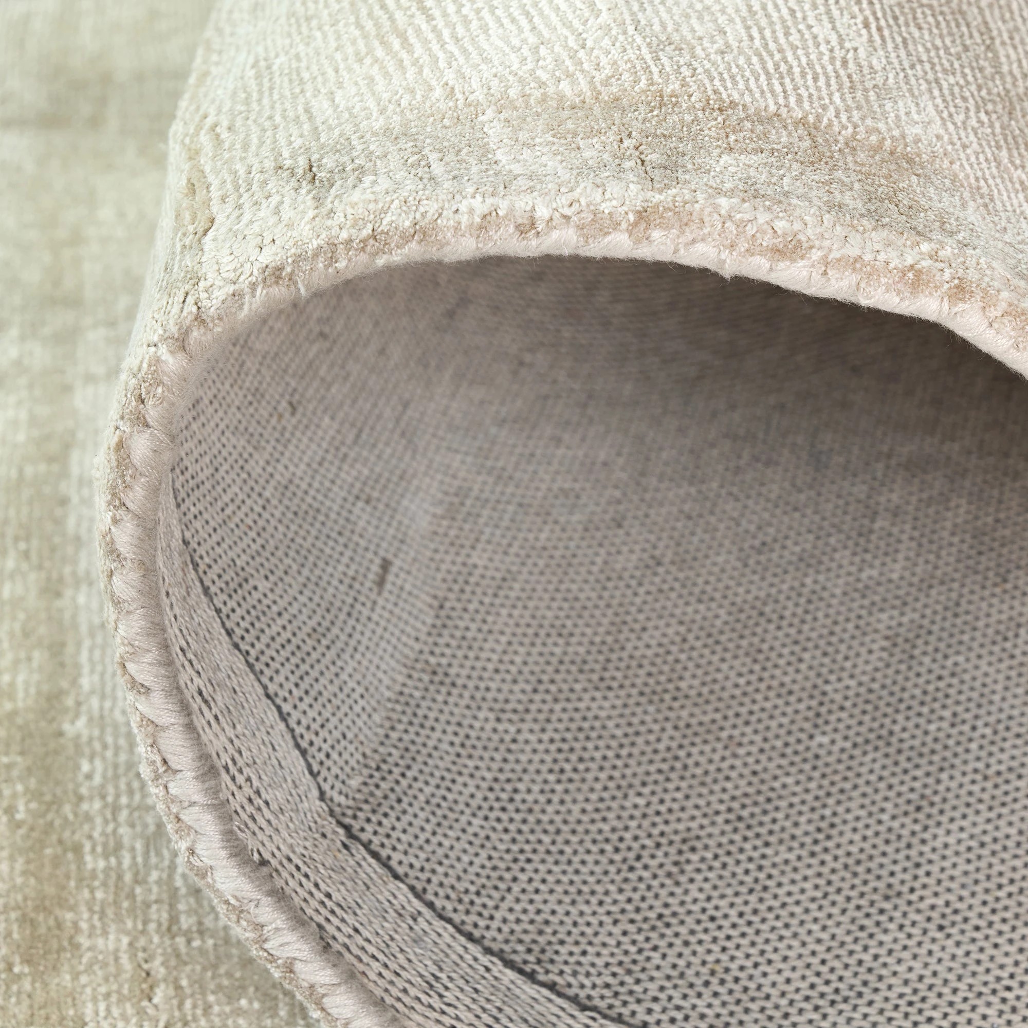 7 Common Ground Rugs Serene 45 320x230cm - Silver, 7 of 9