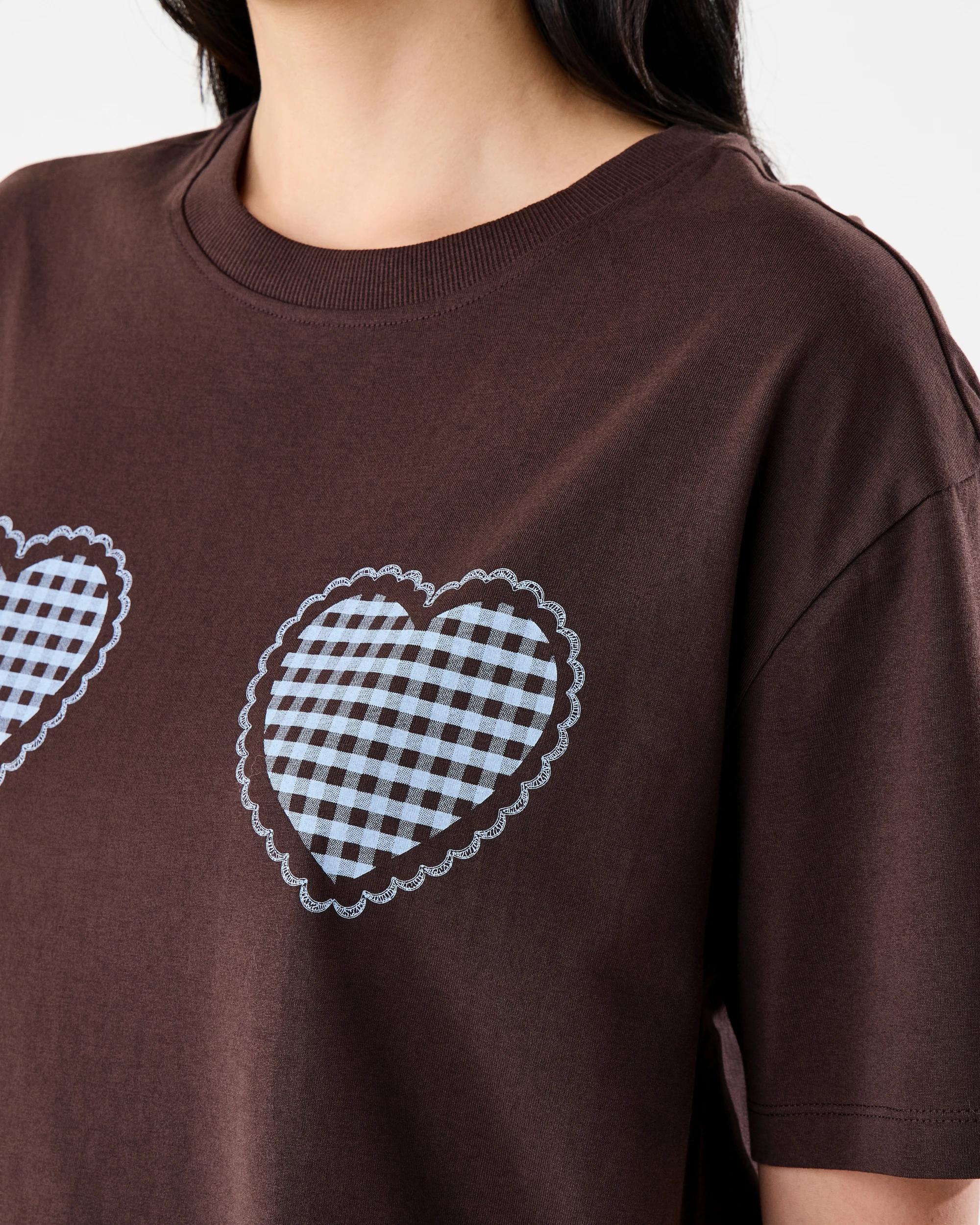 6 Short Sleeve Oversized Boyfriend T-shirt Ging Heart, 6 of 6