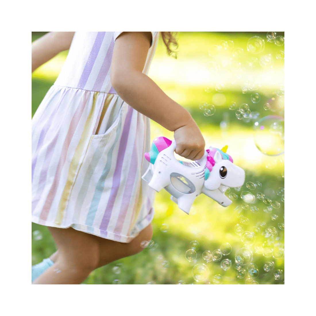 3 Maxx Bubbles Handheld Unicorn Bubbler, 3 of 4