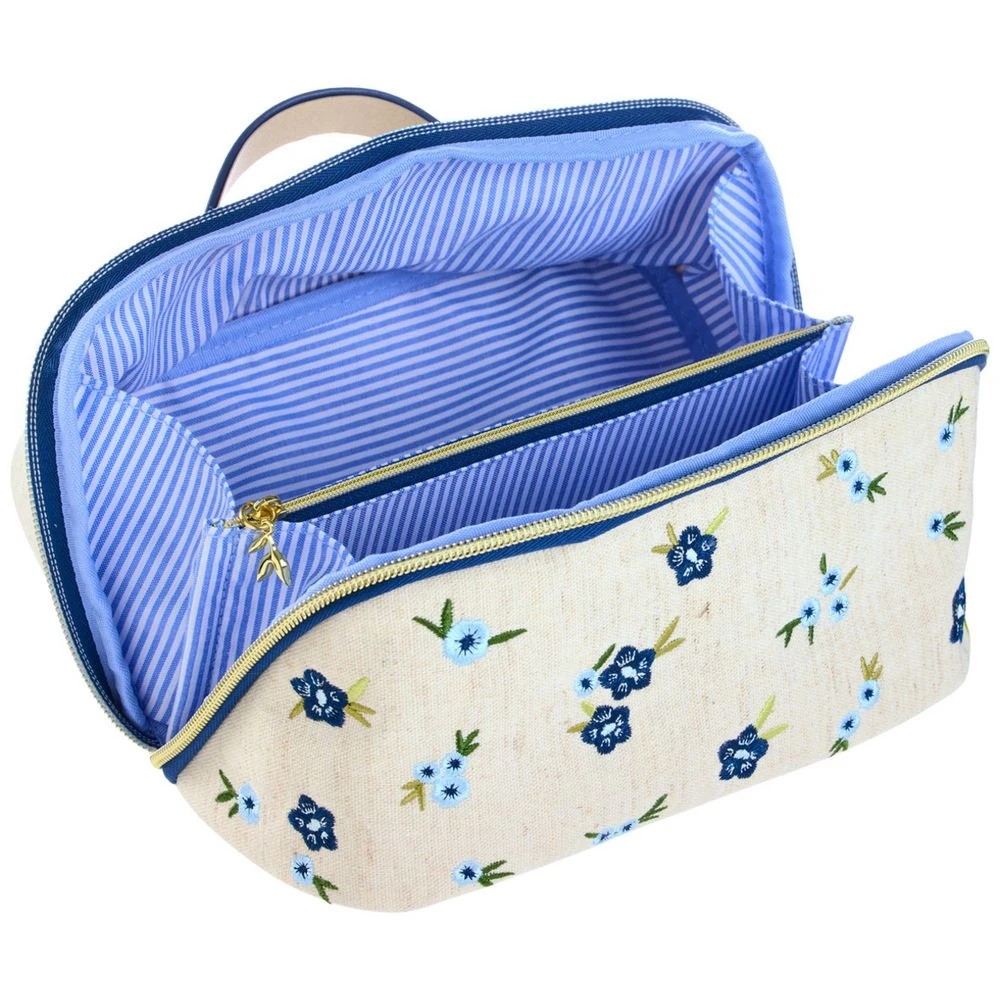 3 Officeworks Rustic Travel Case, 3 of 3