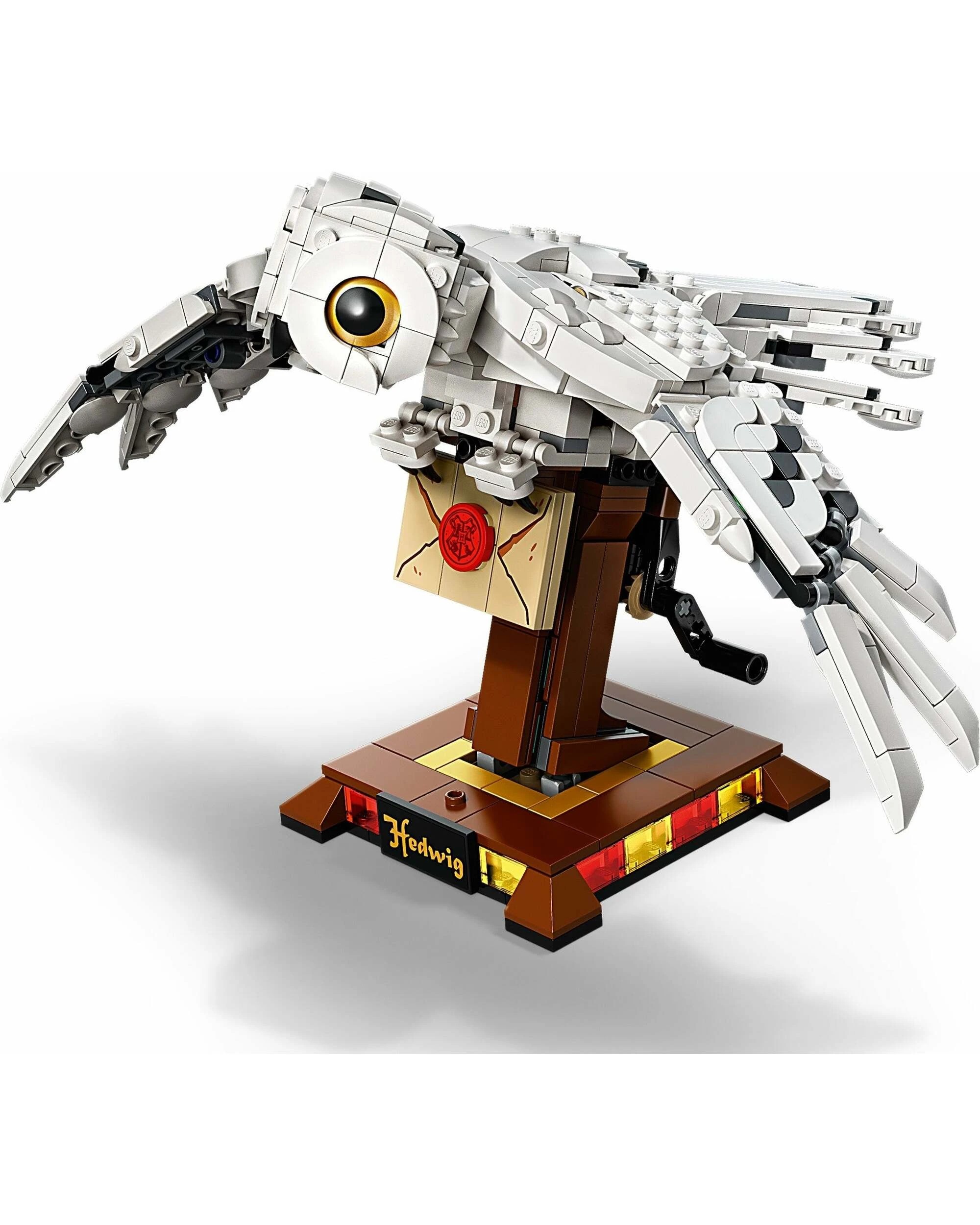 3 LEGO 75979 Hedwig Owl with Moving Wings, 3 of 5