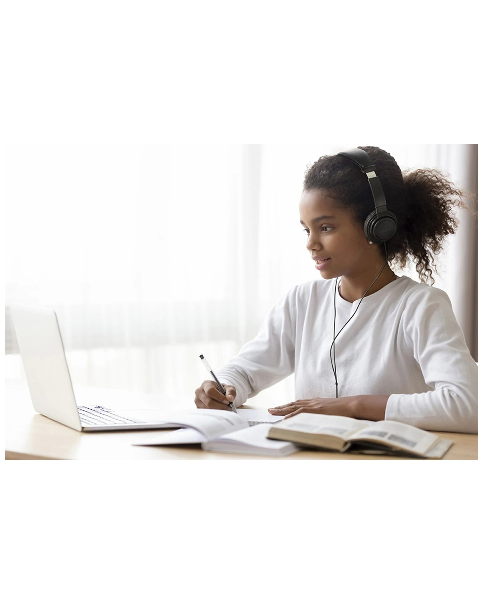 4 Kensington USB-C Headphones Multi-Device Headset Safe Listening 6-Foot Cord - Black, 4 of 8