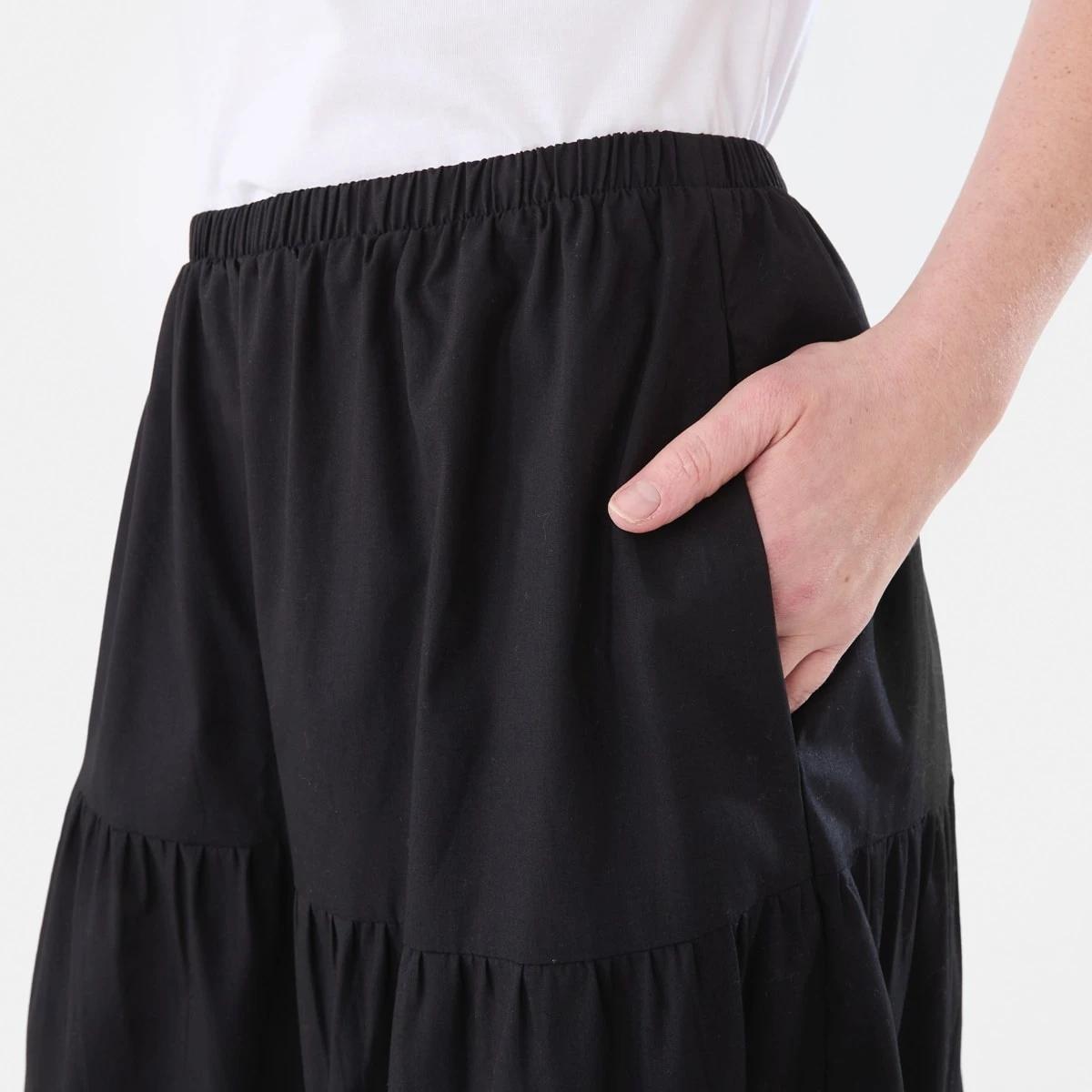 3 Poplin Tiered Maxi Skirt BLACK, 3 of 4