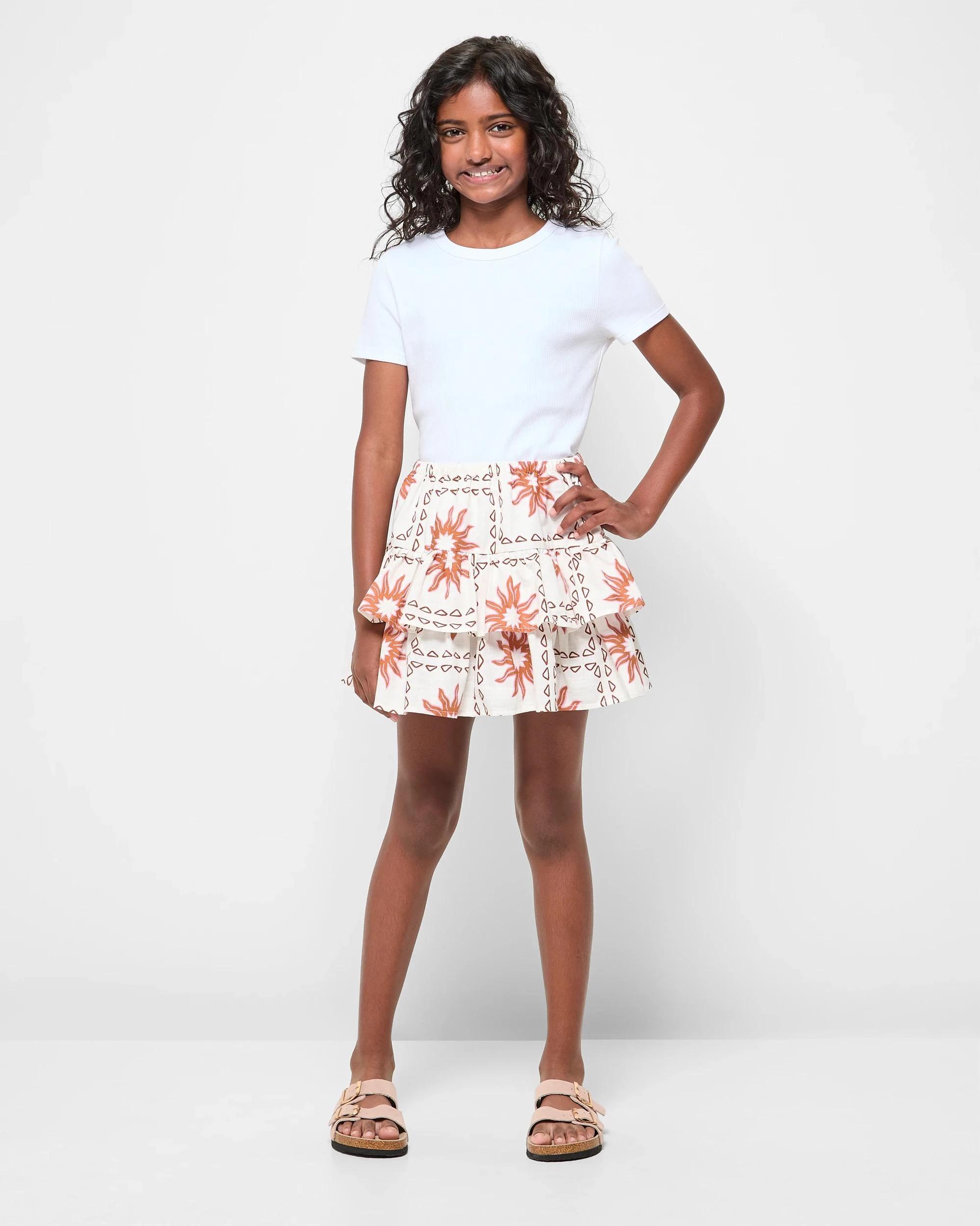 2 Target Ruffle Skirt FLORAL, 2 of 5