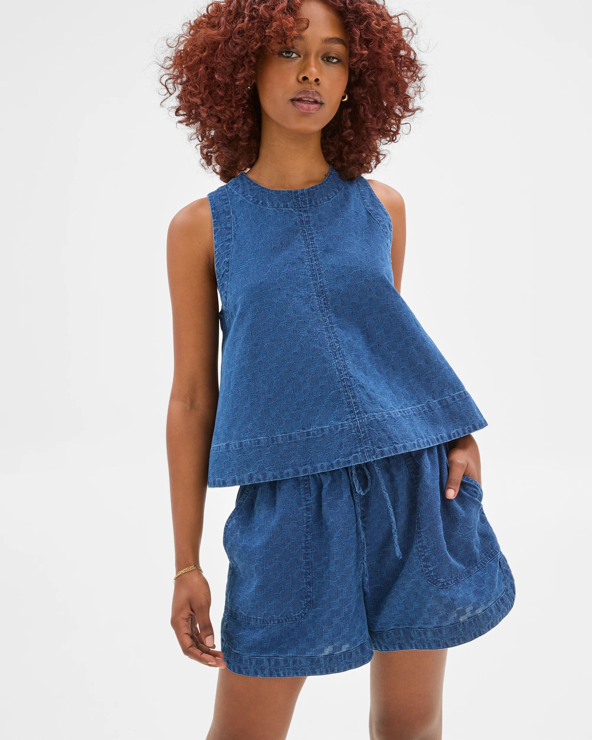 1 Target Petites Textured Pull On Shorts CHAMBRAY, 1 of 5