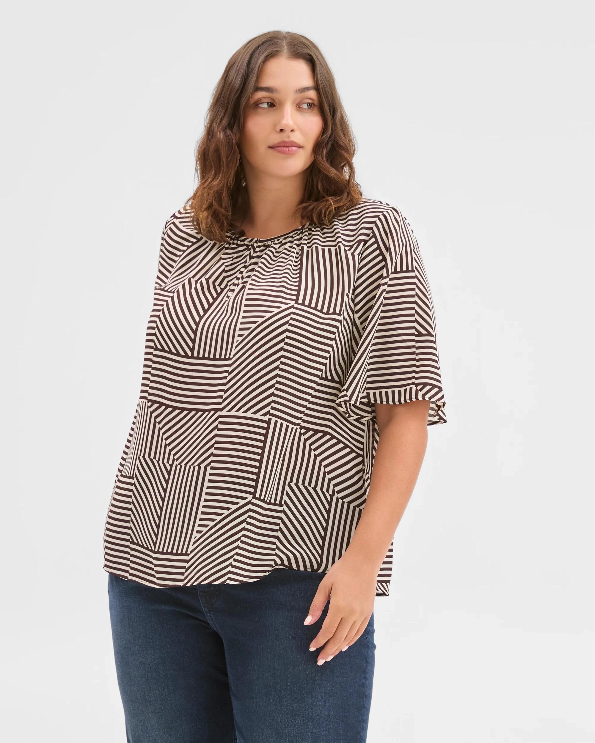 2 Target Curve Plus Size Ella Short Sleeve Blouse ESPRESSO, 2 of 5
