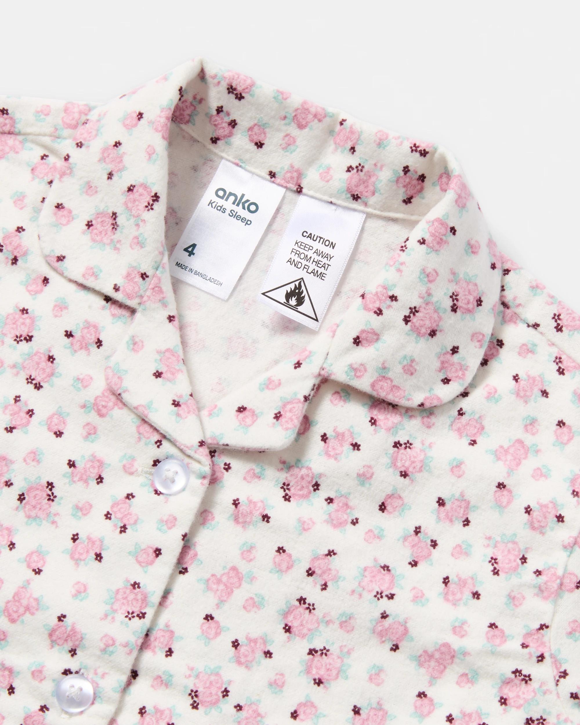 7 Flannel Pyjama Set Wht Roses, 7 of 8