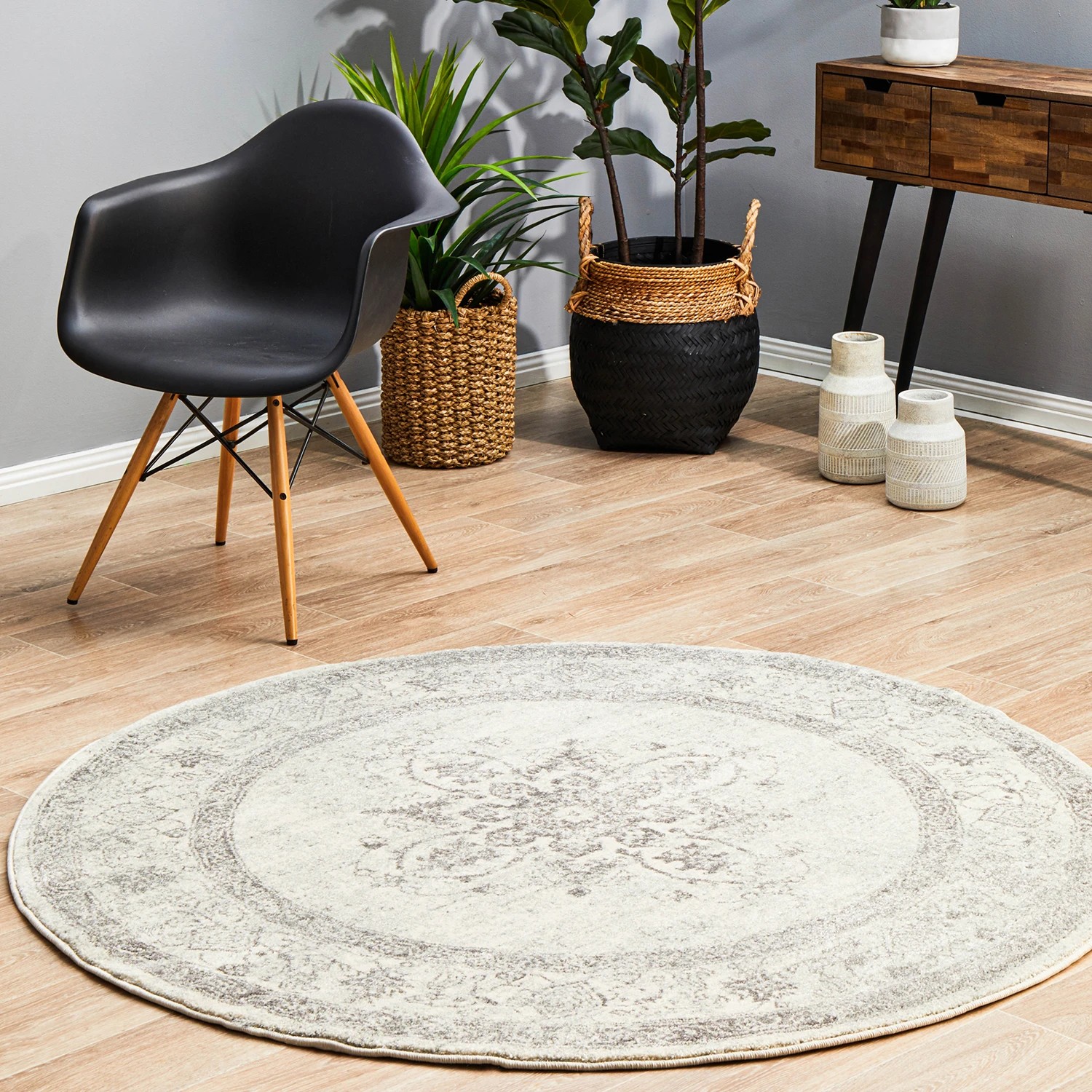 3 Common Ground Rugs Era 977 150x150cm Round - Small Pet Friendly Rug - Silver, 3 of 8