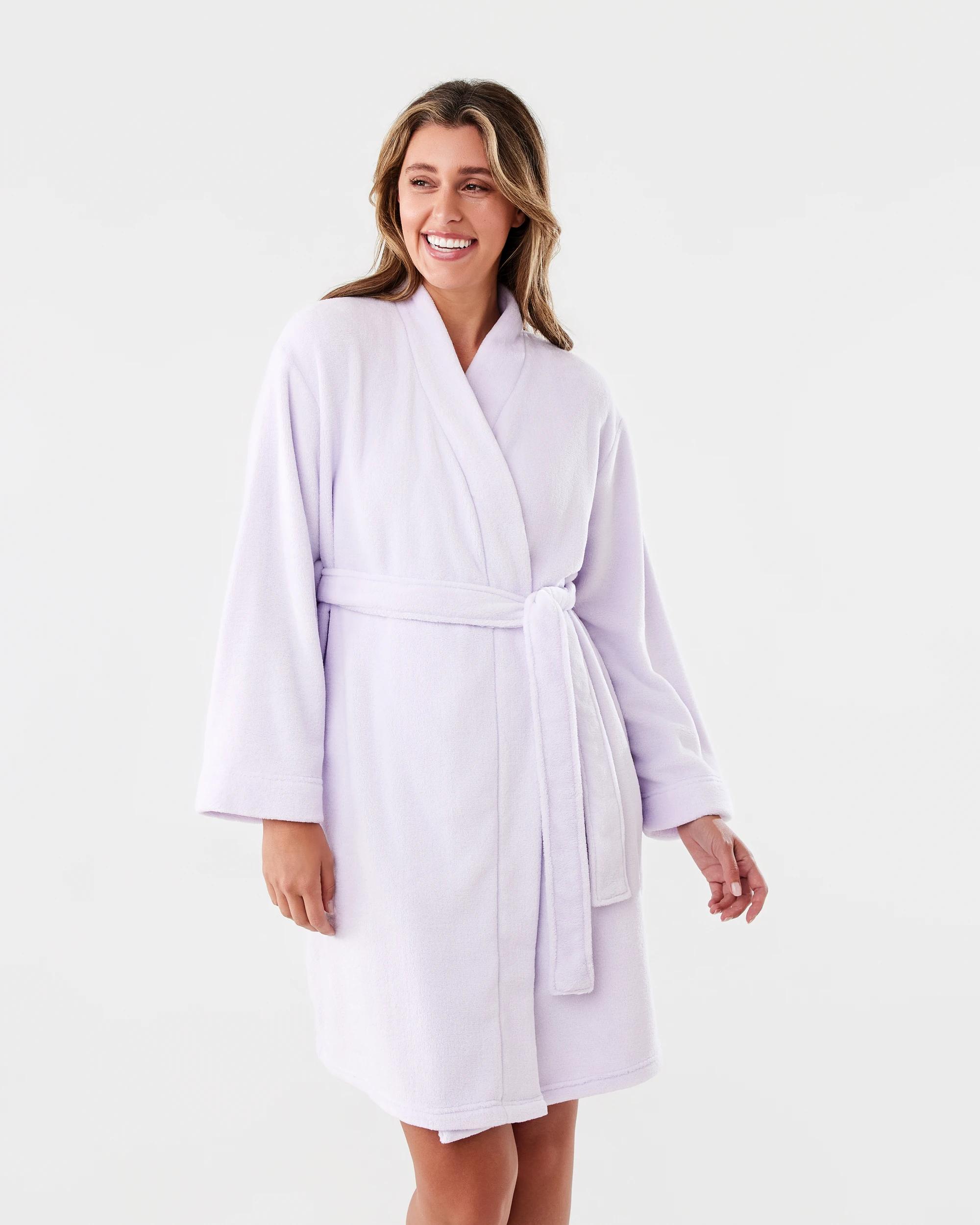 1 Coral Fleece Gown Lily Laven, 1 of 7