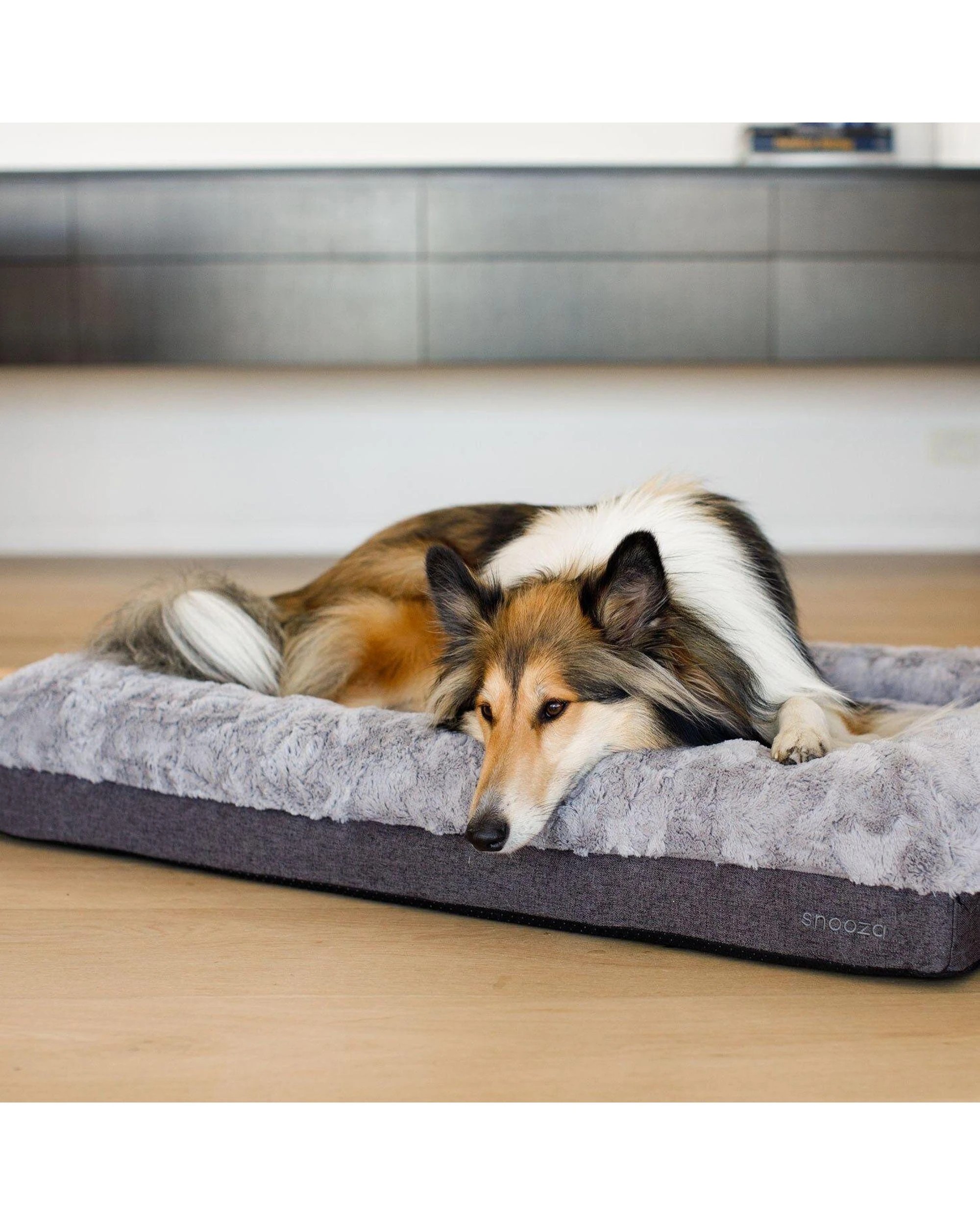 7 Snooza Ultra Comfort Lounge Plush Faux Fur Cosy Pet Dog Bed Medium, 7 of 7