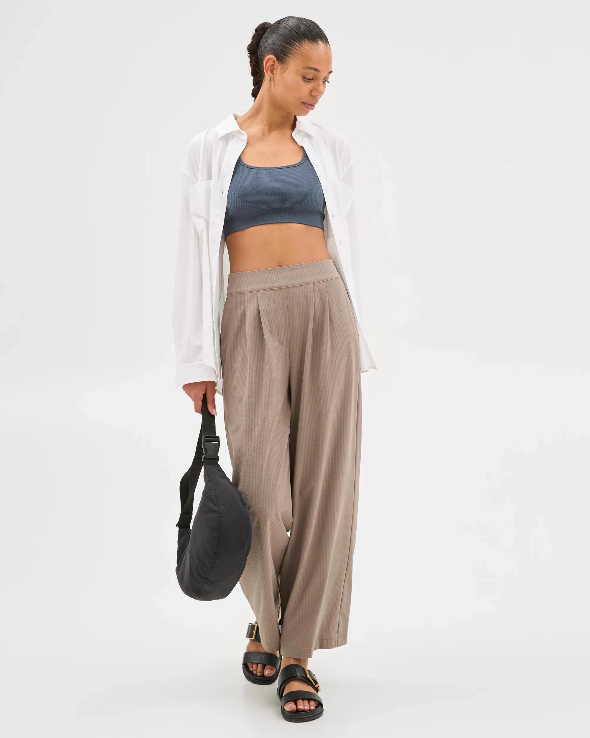 2 Target Active Travel Wide Leg Woven Pants MUSHROOM, 2 of 6