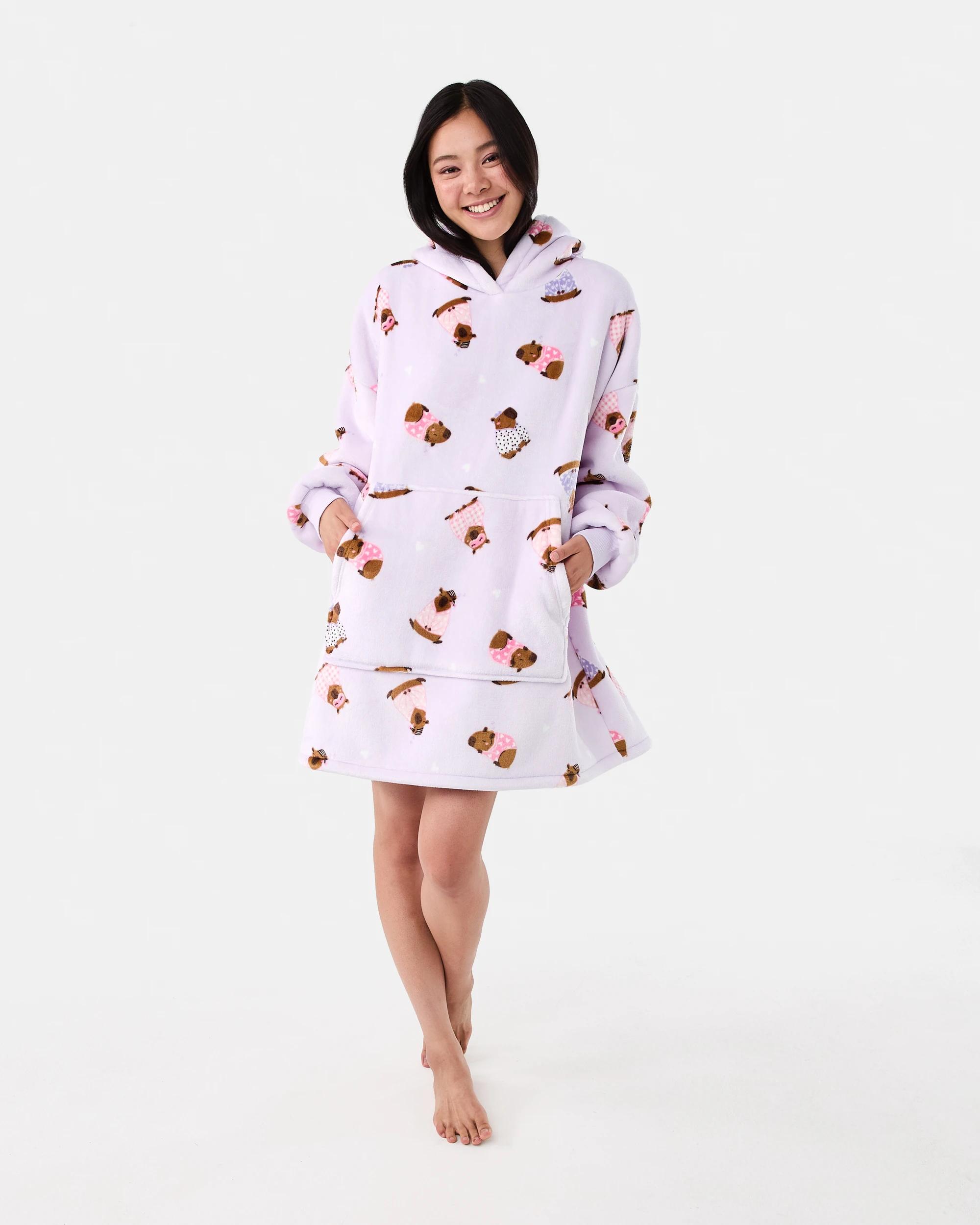 7 Pull Over Gown Capybara, 7 of 7