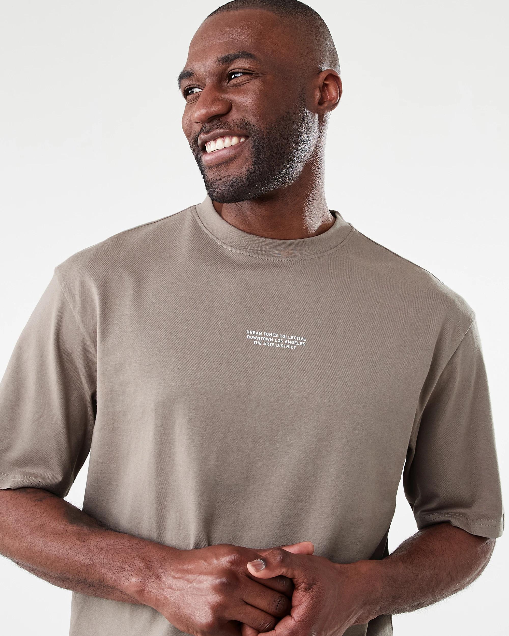 4 Oversized Print T-shirt Urbantones, 4 of 7
