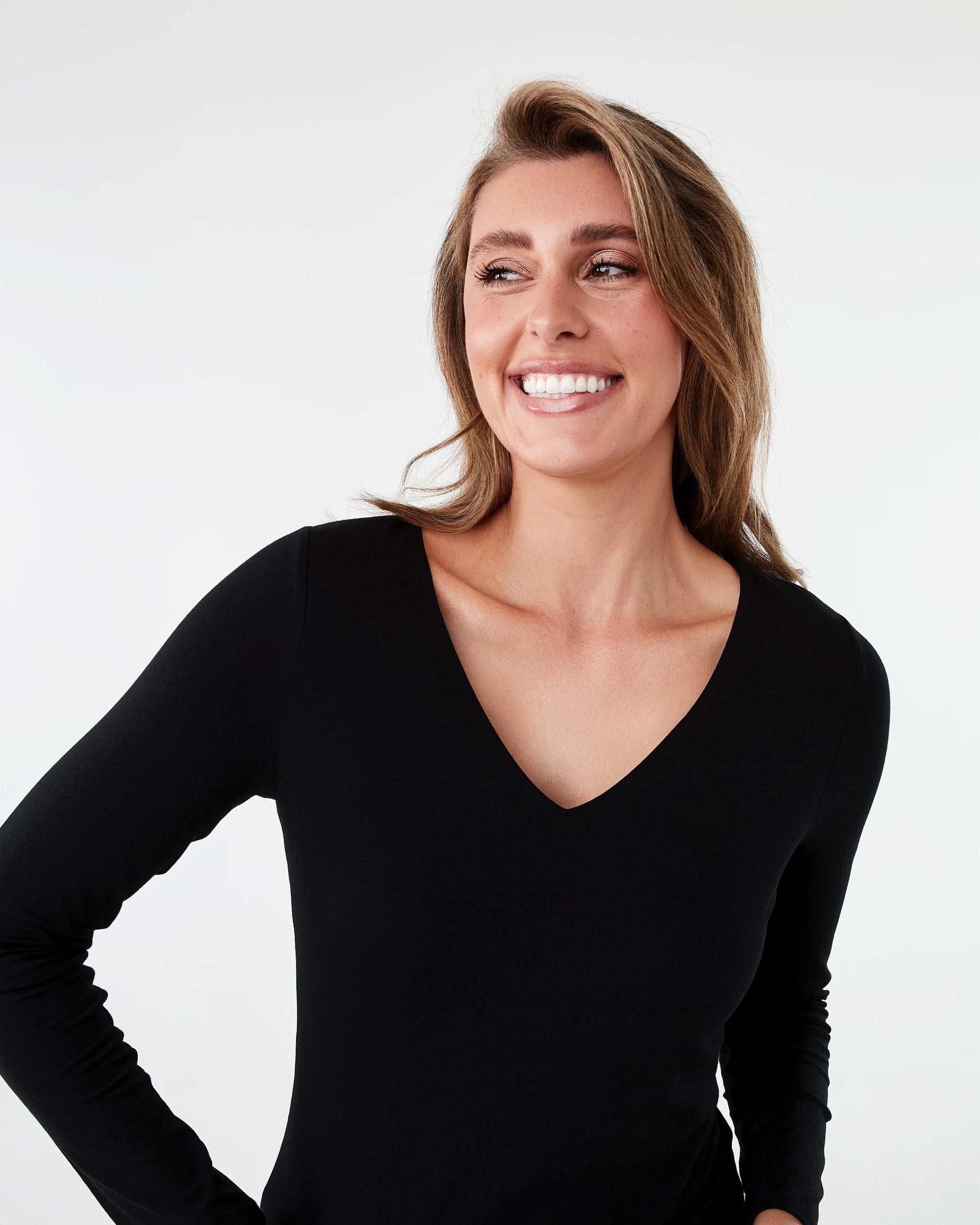 4 Long Sleeve V-Neck Top Black, 4 of 5