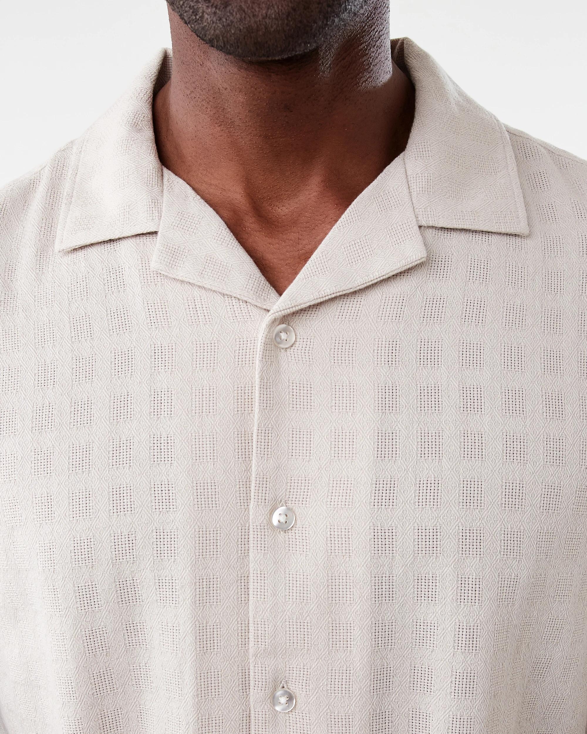 5 Short Sleeve Geometric Shirt Bge Dune, 5 of 6