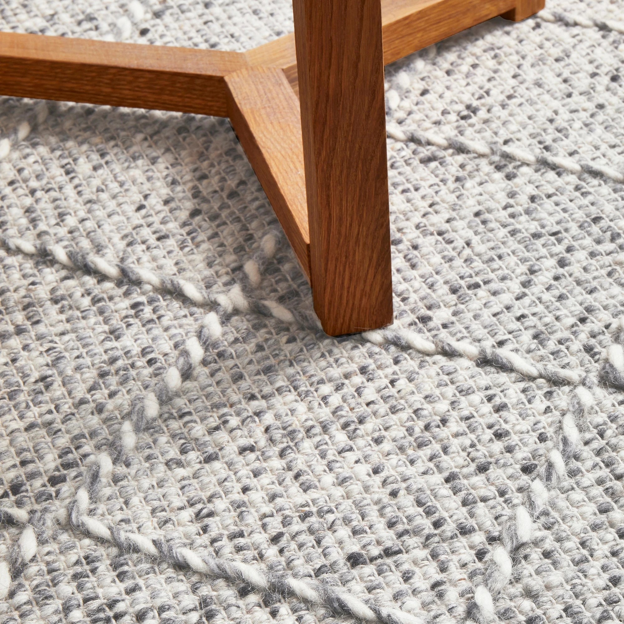 7 Common Ground Rugs Chateau Noah 320x230cm - Extra Large Hand Loomed Rug - White, 7 of 10