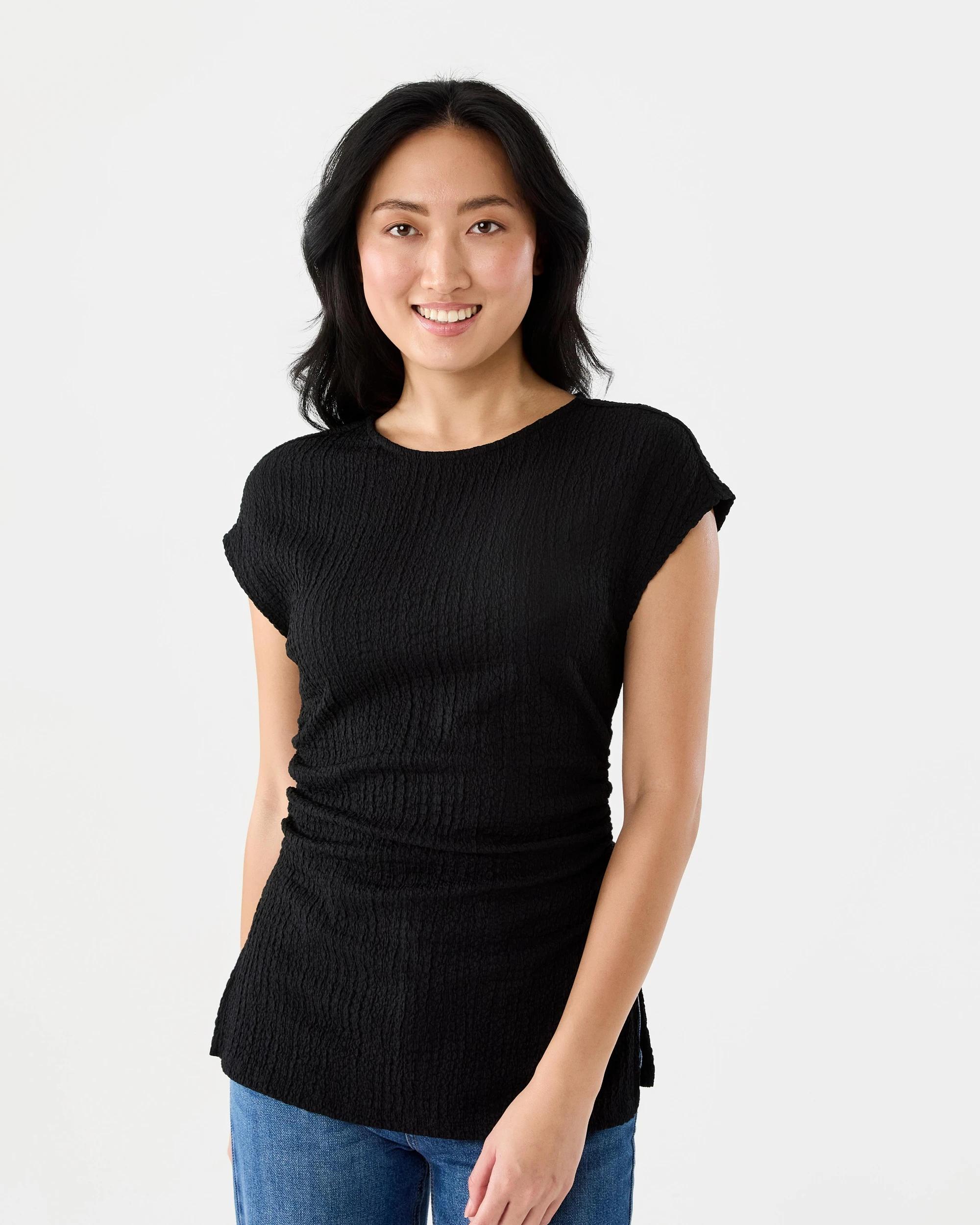 1 Short Sleeve Textured T-shirt Black, 1 of 7
