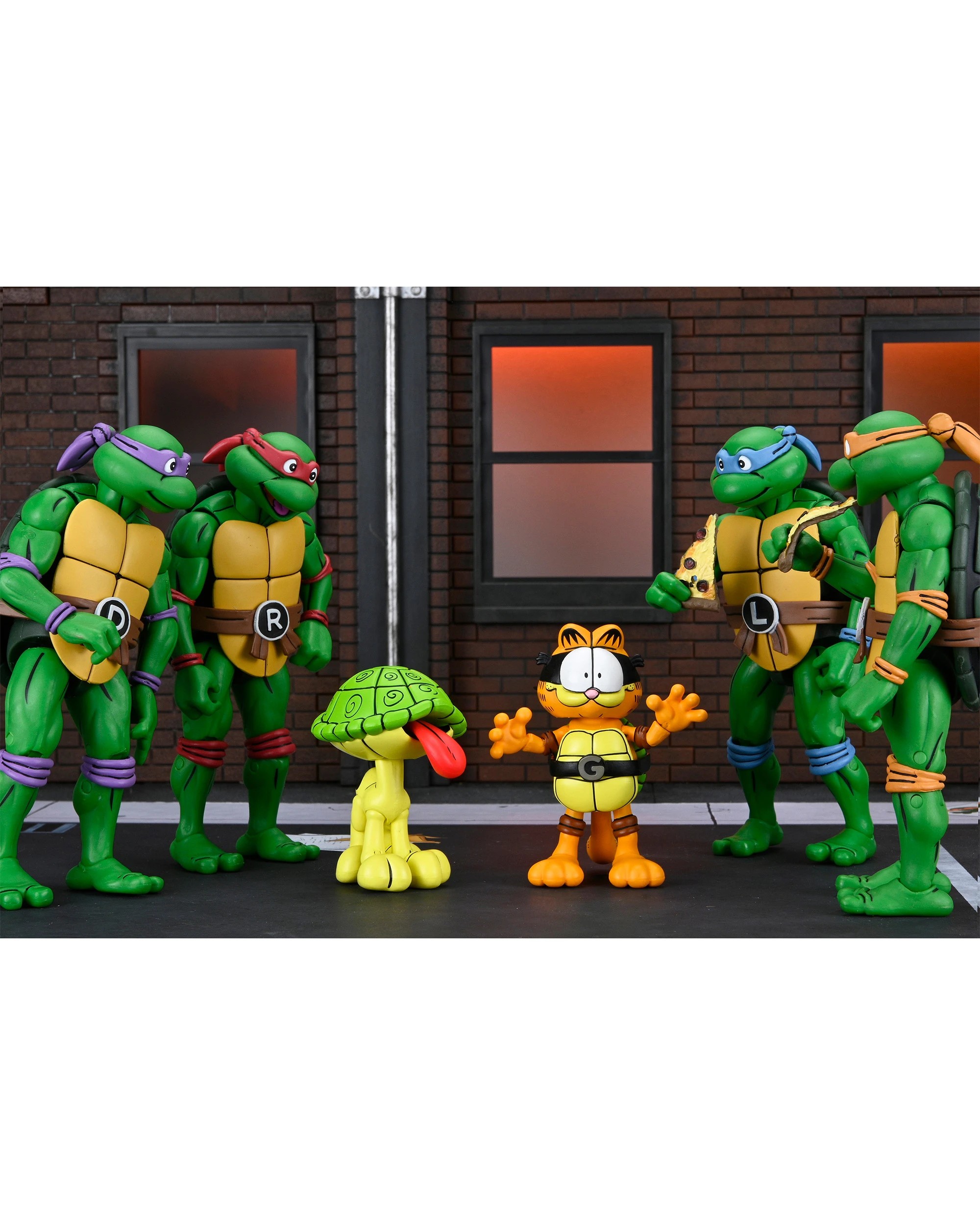 7 NECA TMNT x Garfield 7 - Inch Action Figures - Orange, 7 of 7