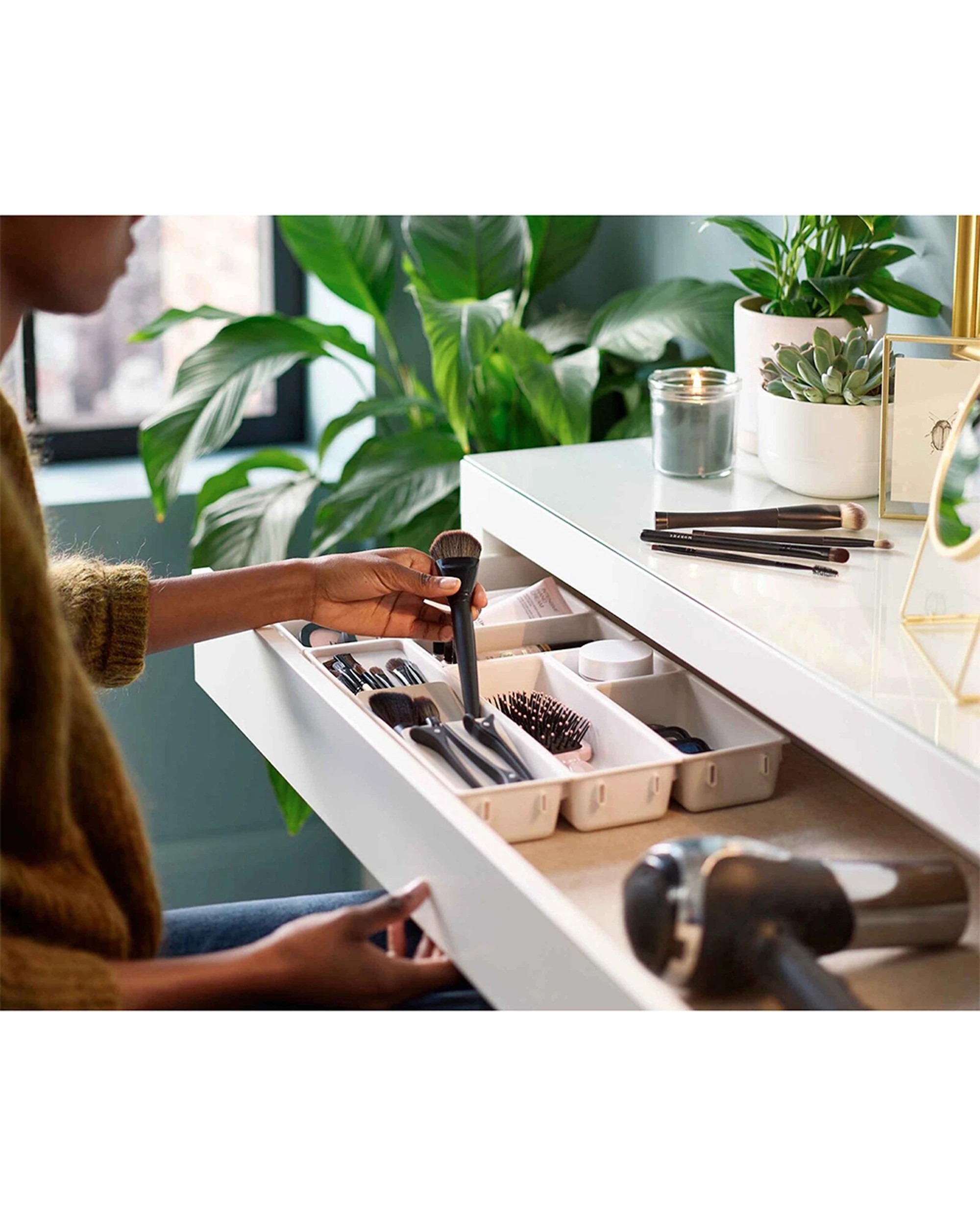 2 Joseph Joseph Viva Makeup Shell Drawer Organiser Tray Set - White, 2 of 4