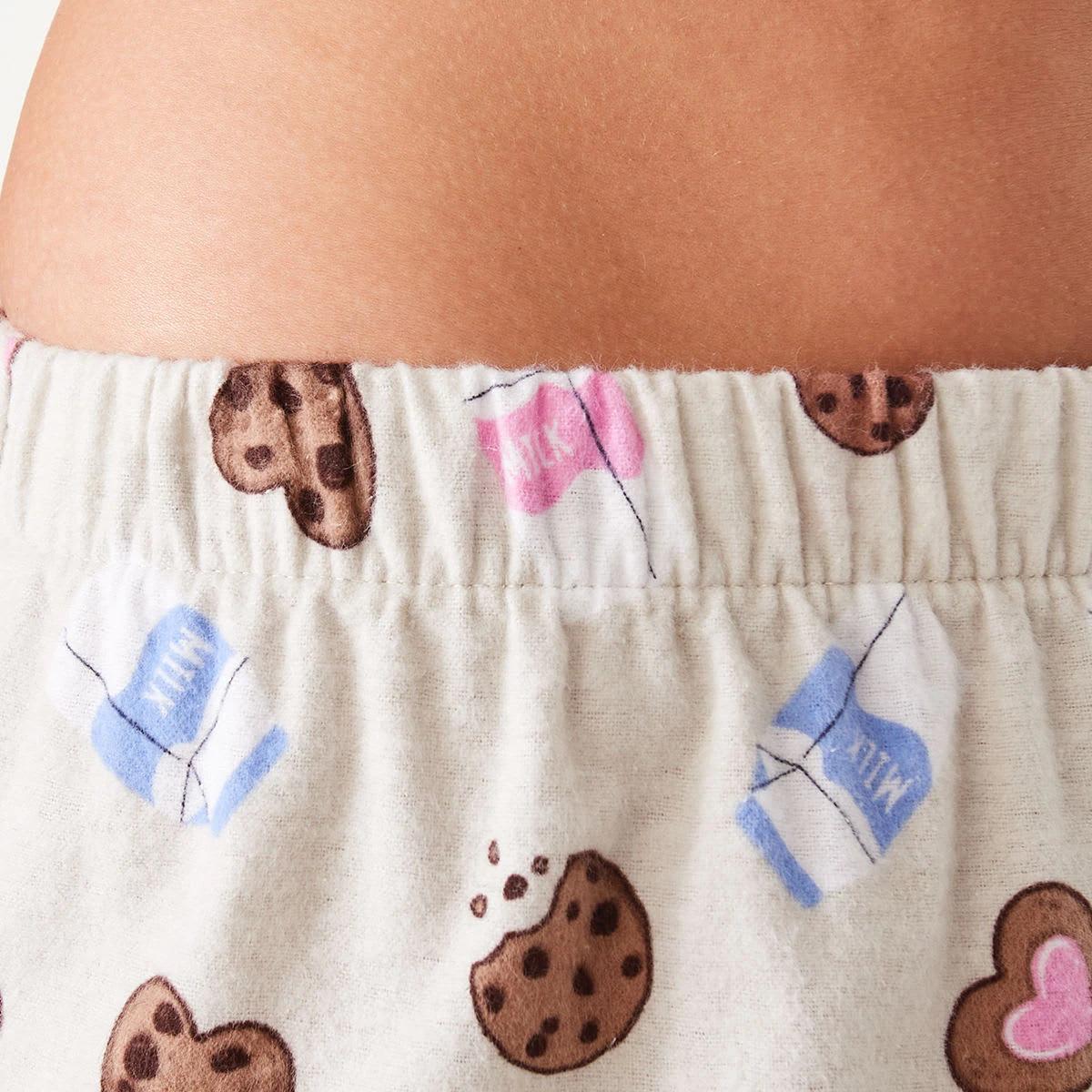 4 Printed Flannel Pants Cookie, 4 of 5