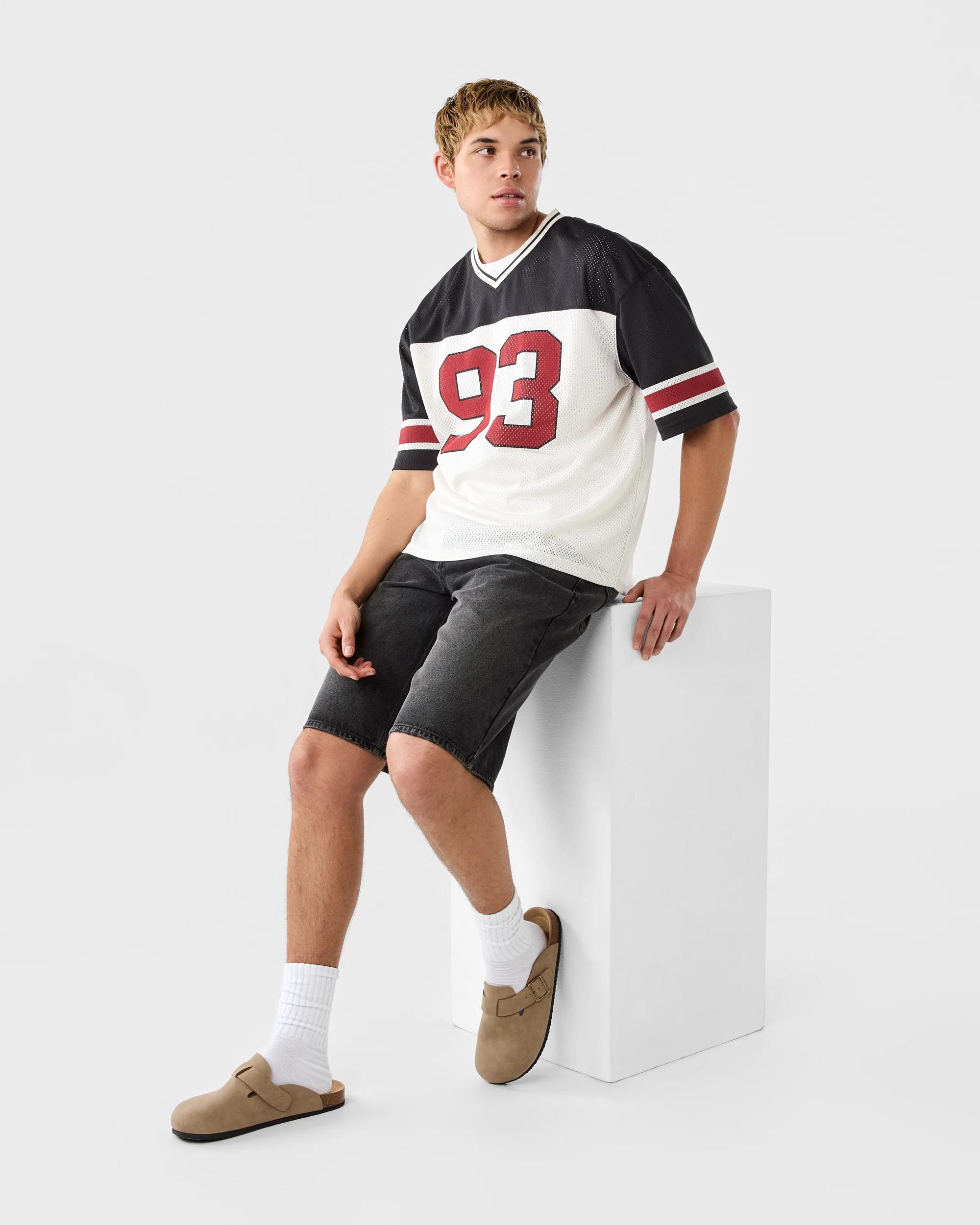 9 Boxy Mesh Panel T-shirt Bge 93, 9 of 9