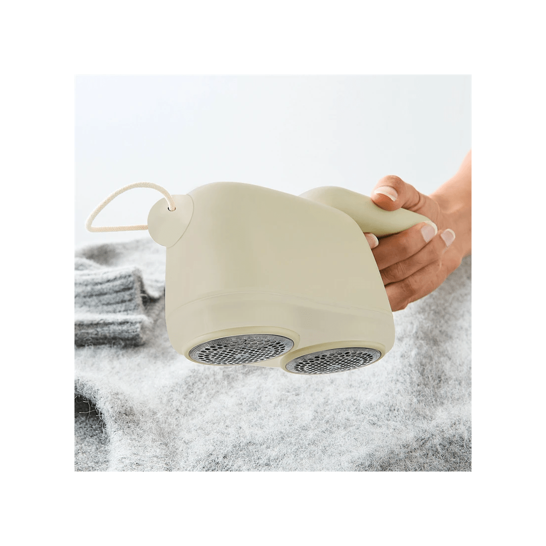 2 Rechargeable Dual Fabric Shaver, 2 of 10