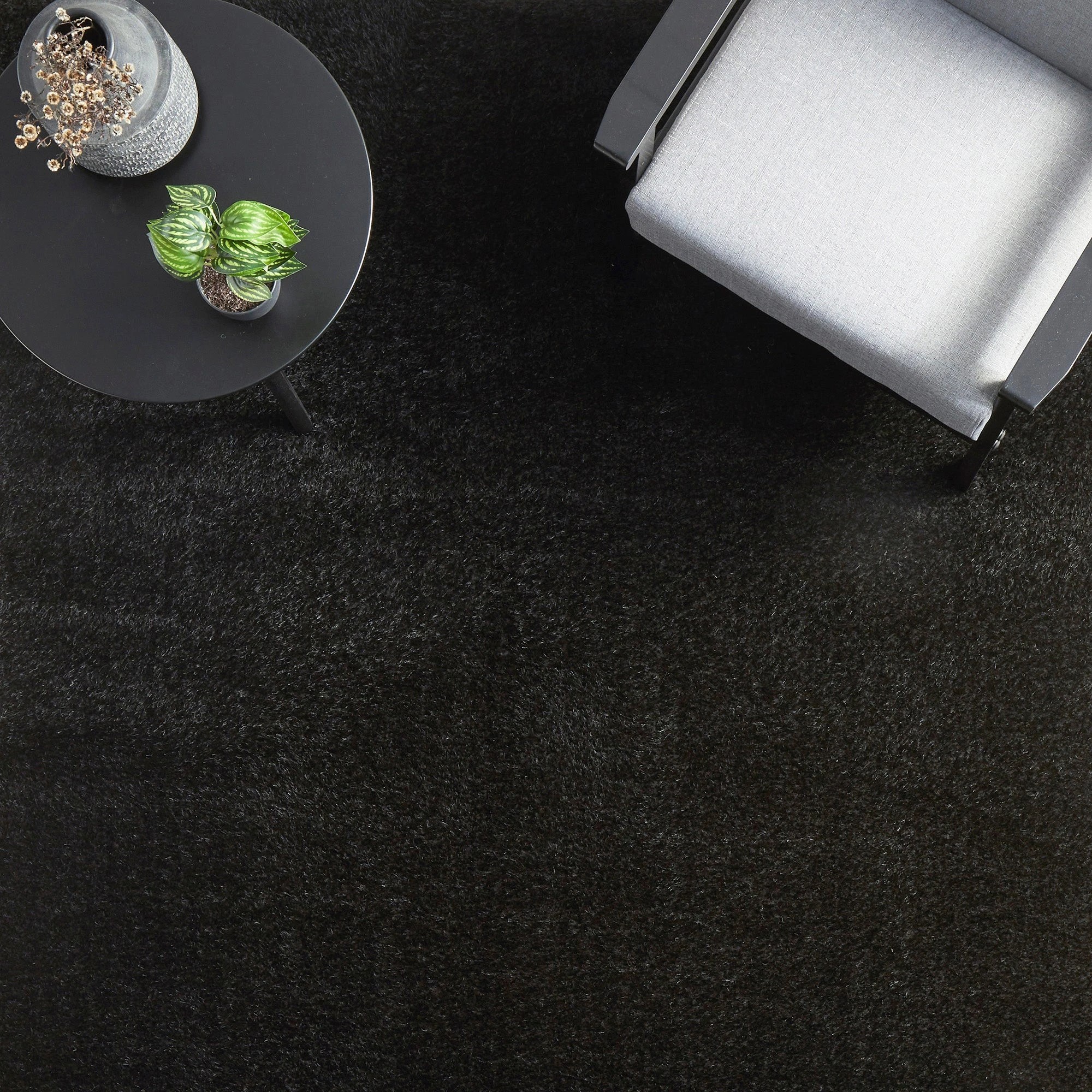 2 Common Ground Rugs Carmine 87 330x240cm - Black, 2 of 9