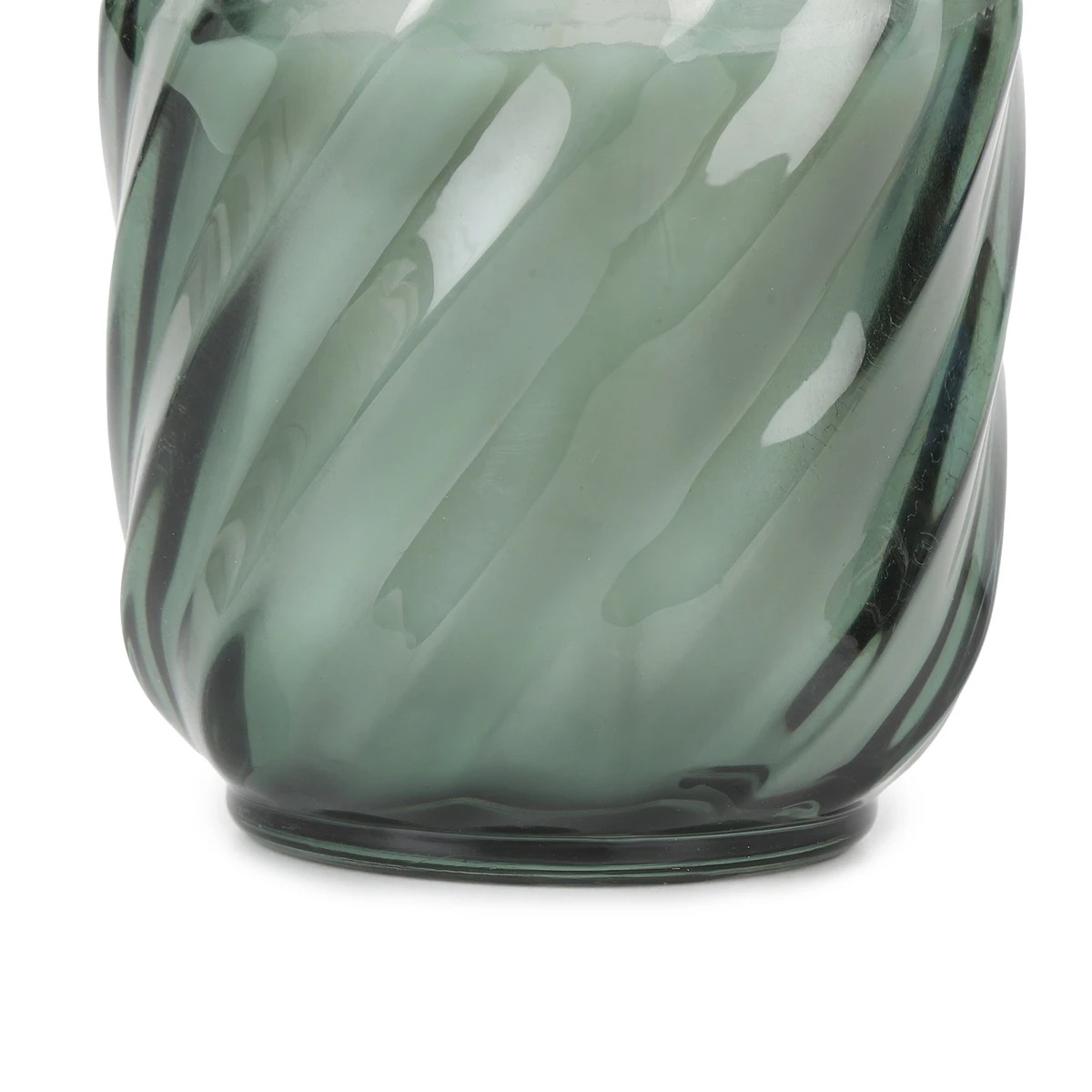 9 Poppy and Honeysuckle Reed Diffuser and Fragrant Candle Set, 9 of 10