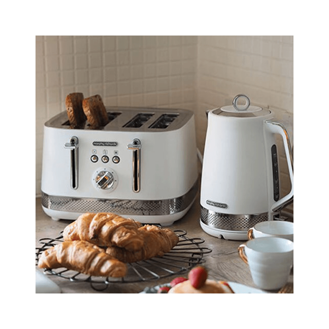 8 Morphy Richards Illumination 1.7 L Electric Kettle 2200w Water Boiling Jug - White, 8 of 10